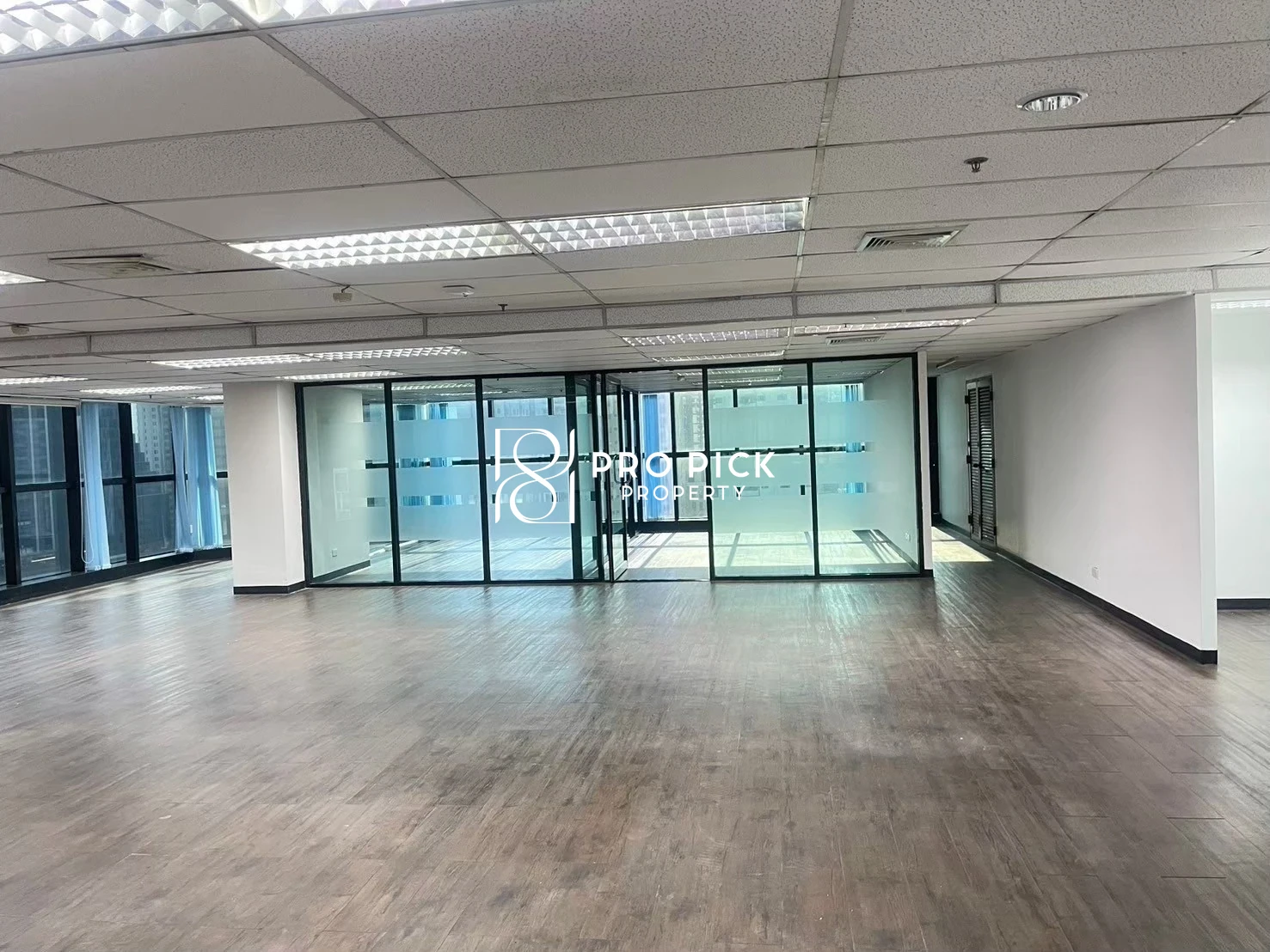 For Rent Office Space 450 Sqm. BTS Ekkamai Sukhumvit Watthana Bangkok PP-00424 photo 3