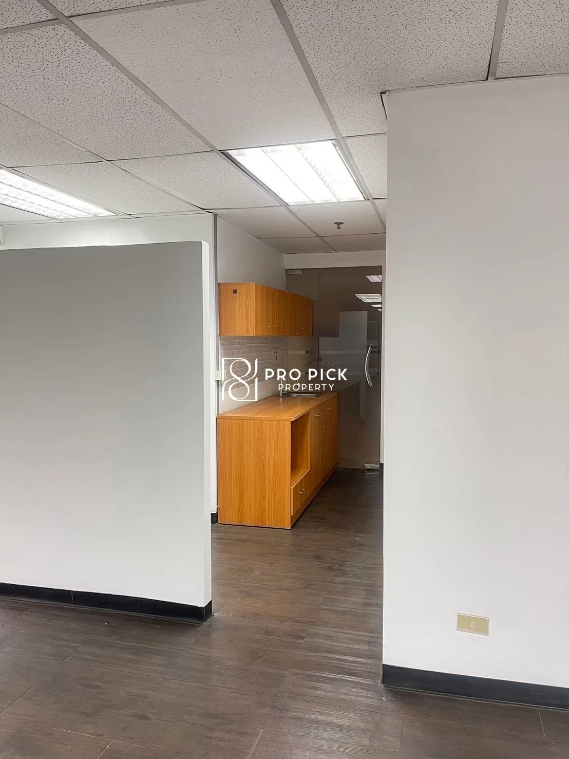 For Rent Office Space 450 Sqm. BTS Ekkamai Sukhumvit Watthana Bangkok PP-00424 photo 4