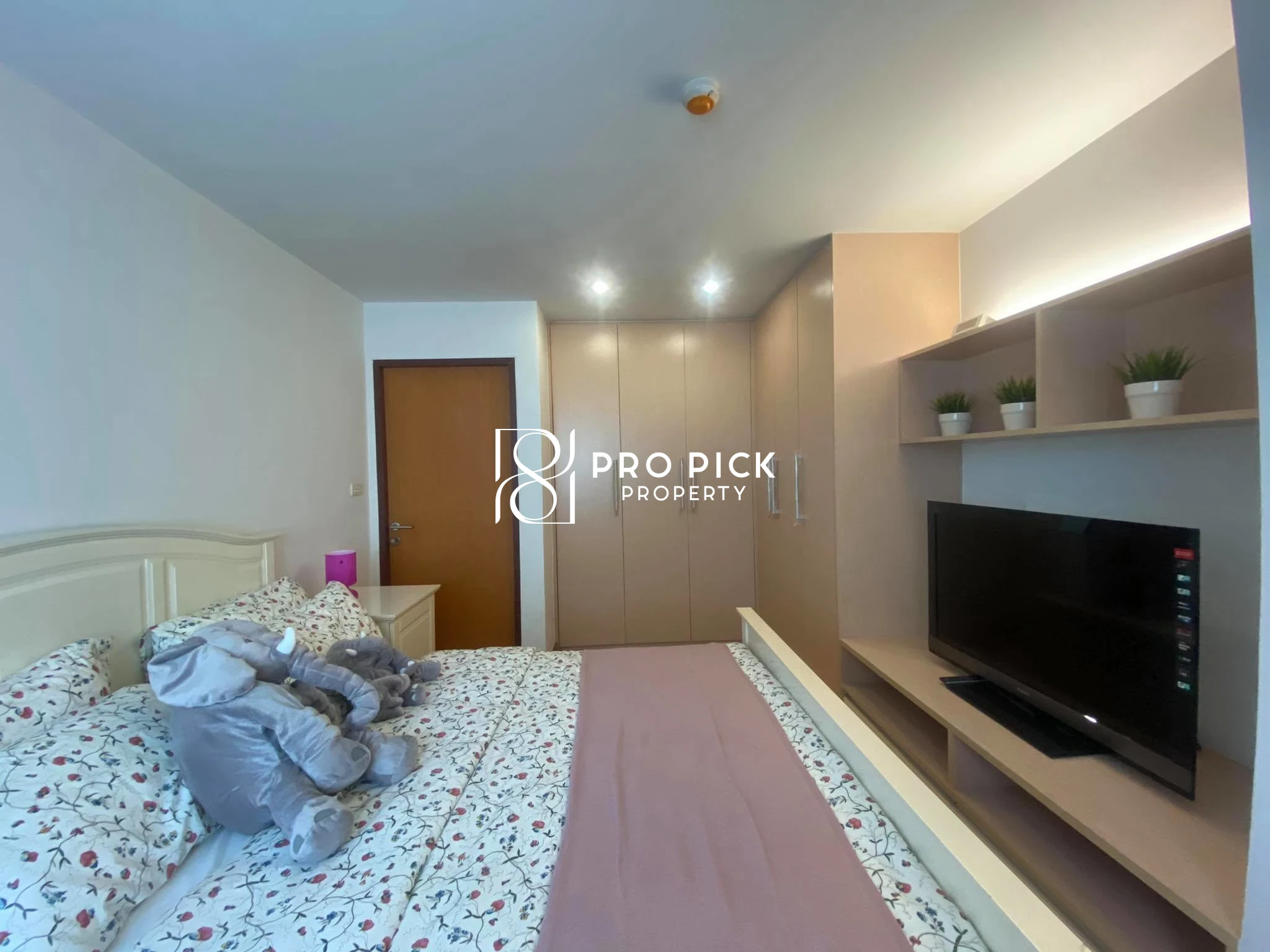 For Rent and Sale Condo Residence 52 Condominium 3 Bed 3 Bath BTS On Nut Sukhumvit Phra Khanong Bangkok PP-00431 photo 4