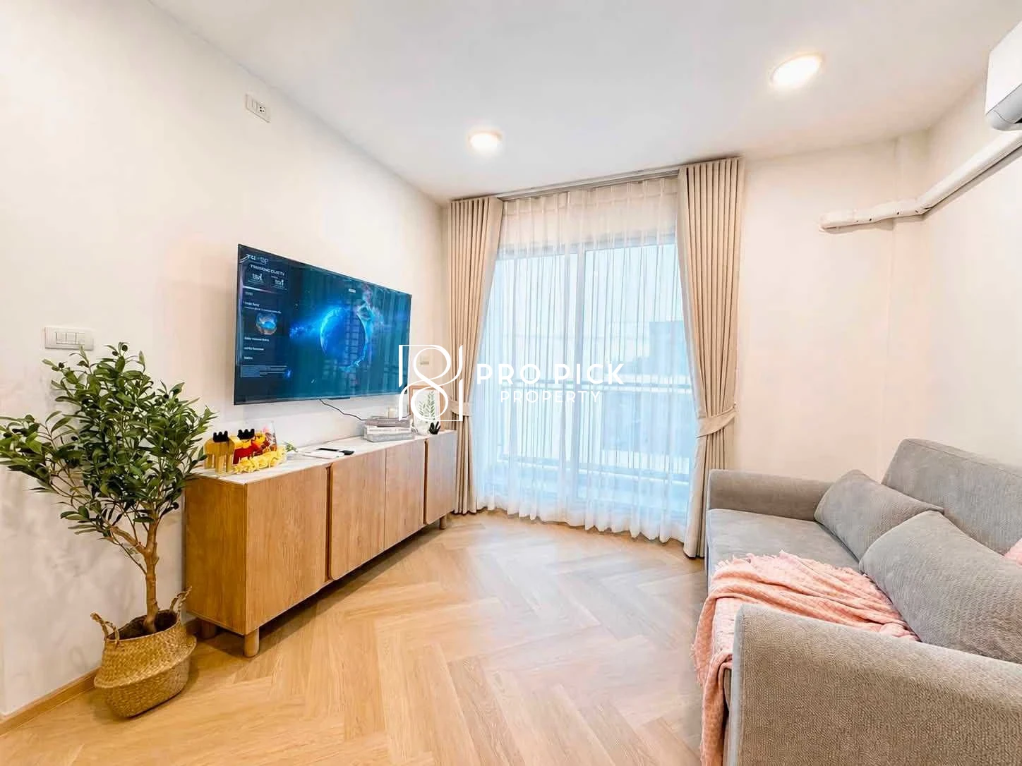 For Sale Condo Centric Scene 1 Bed 1 Bath BTS Punnawithi Sukhumvit Bang Na Bangkok PP-00437 photo 2