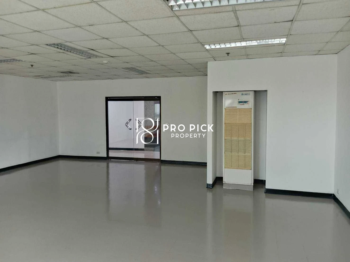 For Rent Office Space 76 Sqm. BTS Ekkamai Sukhumvit Watthana Bangkok PP-00438 photo 3