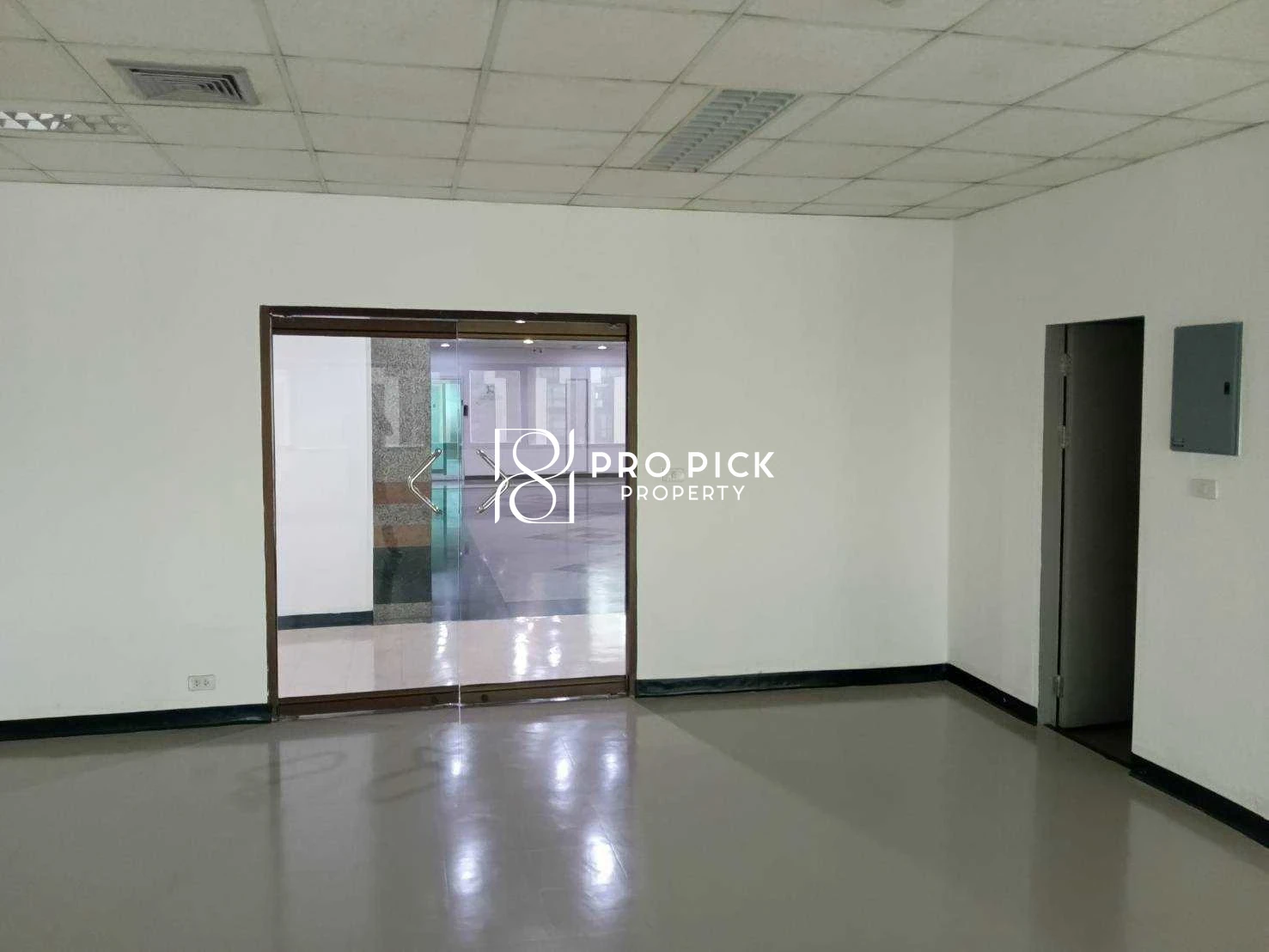 For Rent Office Space 76 Sqm. BTS Ekkamai Sukhumvit Watthana Bangkok PP-00438 photo 4