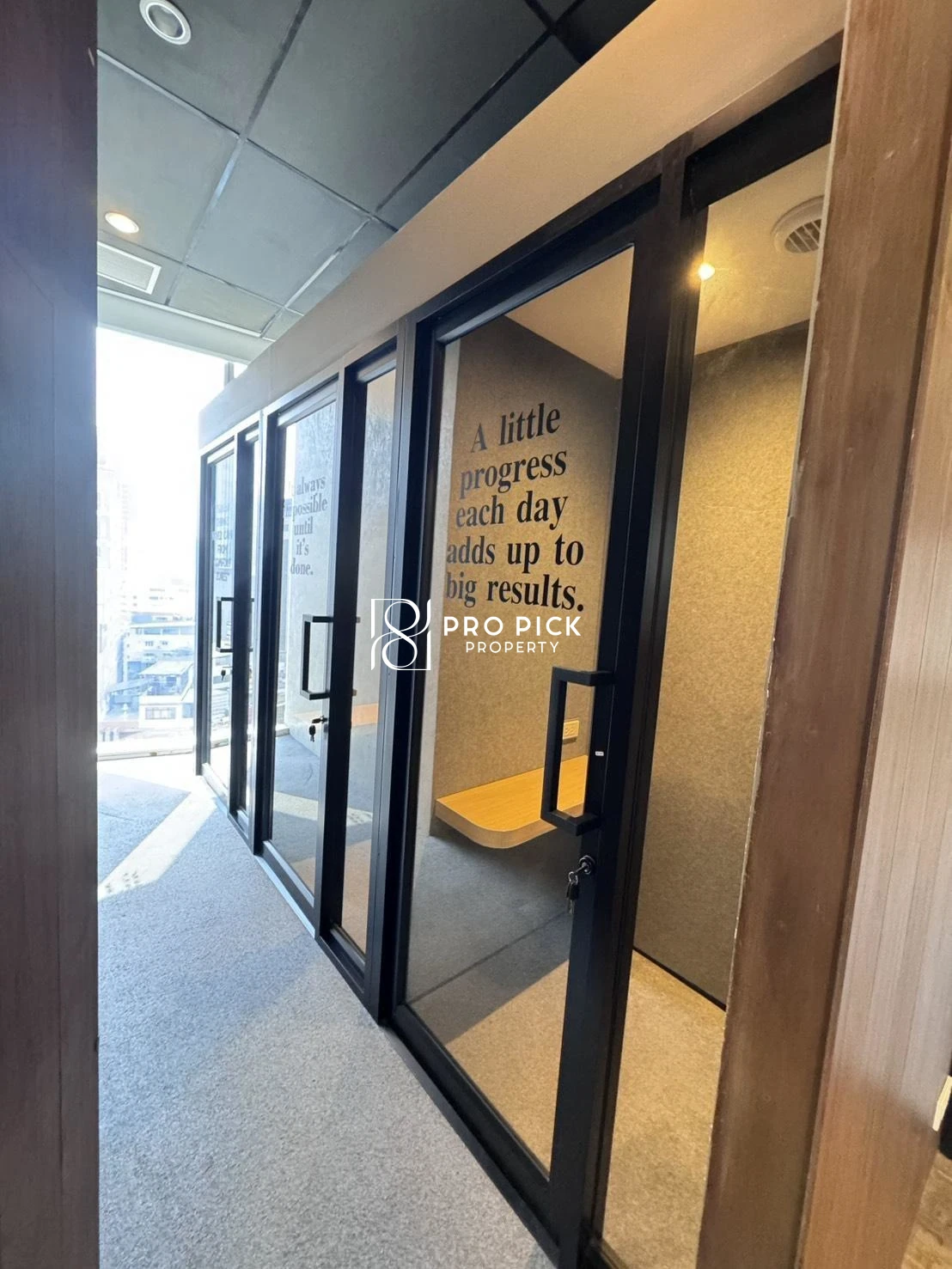 For Rent Office Space 211 Sqm. BTS Phrom Phong Sukhumvit Watthana Bangkok PP-00450 photo 2