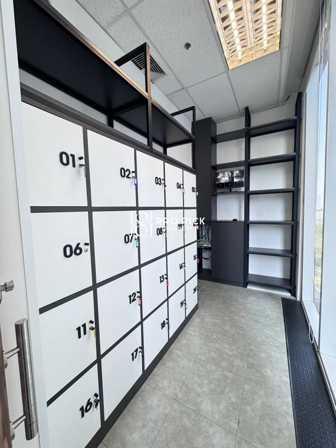 For Rent Office Space 211 Sqm. BTS Phrom Phong Sukhumvit Watthana Bangkok PP-00450 photo 3