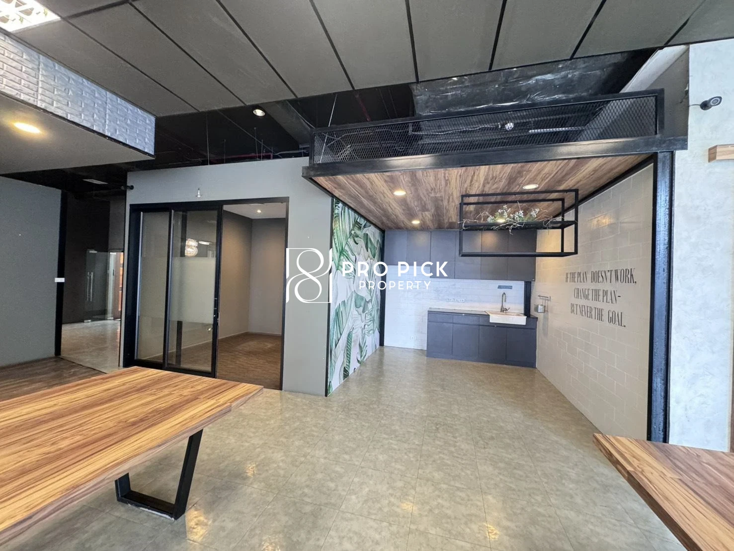 For Rent Office Space 211 Sqm. BTS Phrom Phong Sukhumvit Watthana Bangkok PP-00450 photo 5