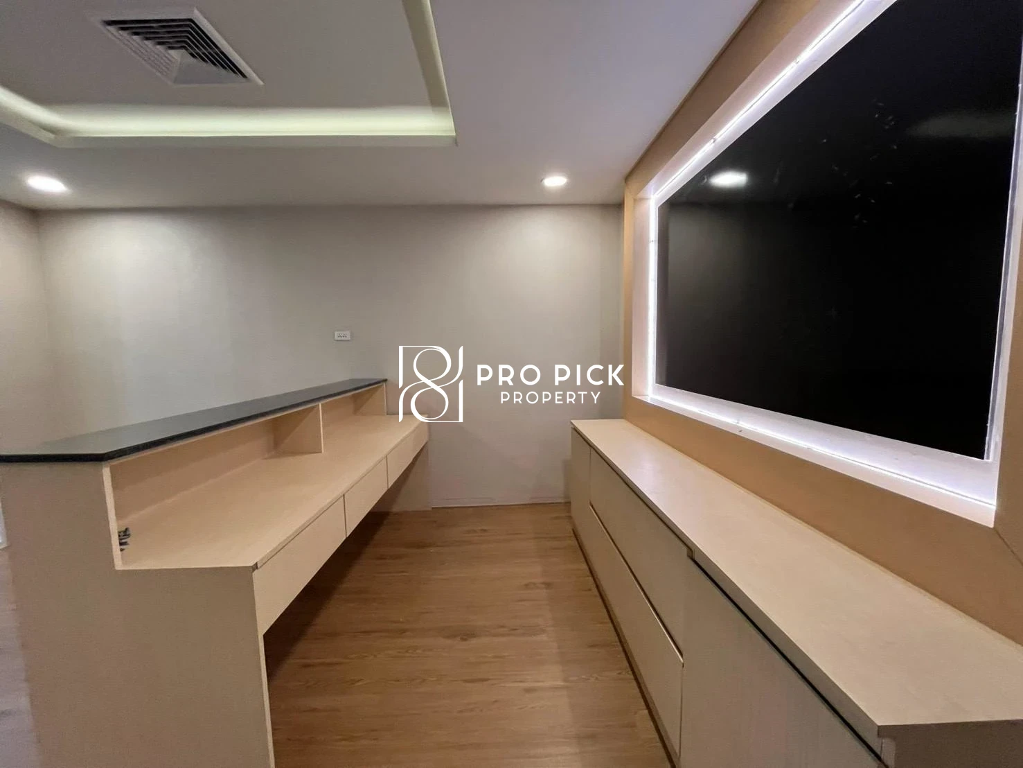 For Rent Retail Space Office Space 57 sq.m. BTS Asoke Sukhumvit Khlong Toei Bangkok PP-00451 photo 4