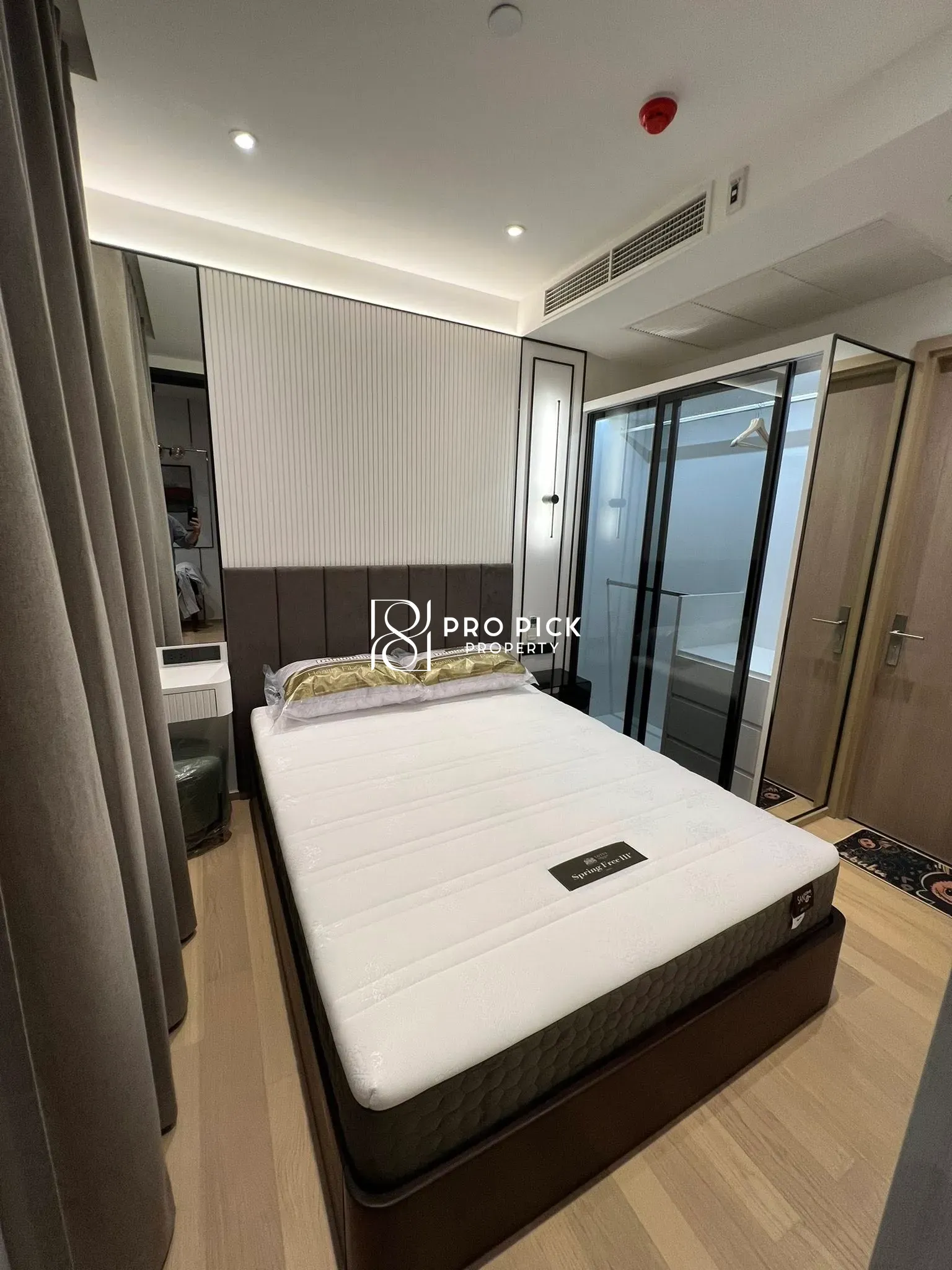 For Rent Condo ASHTON Asoke - Rama 9 1 Bed 1 Bath MRT Phra