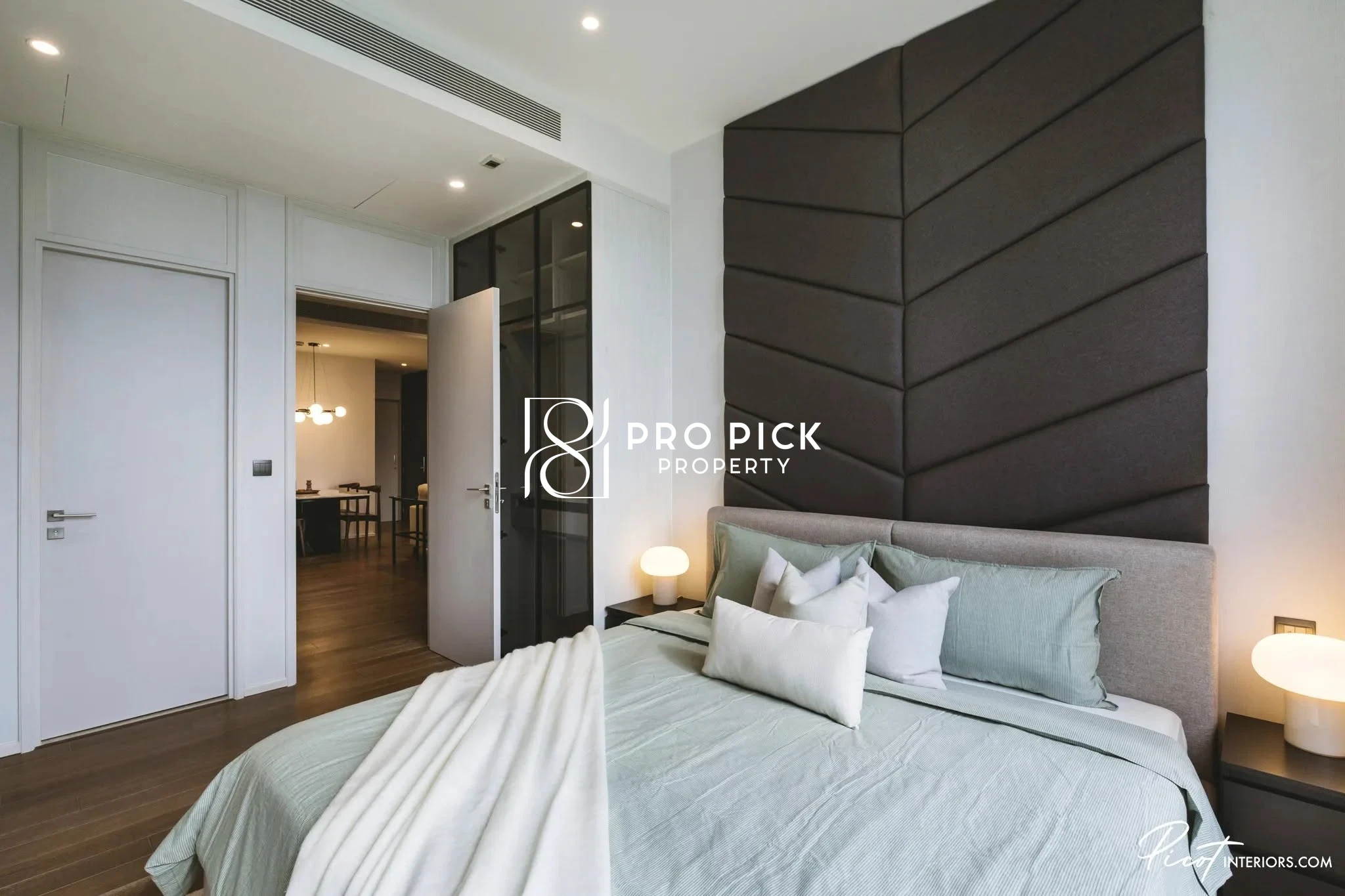 For Rent Condo MUNIQ Lang Suan 2 Beds 1 Bath BTS Chit Lom Witthayu Pathum Wan Bangkok PP-00457 more photos