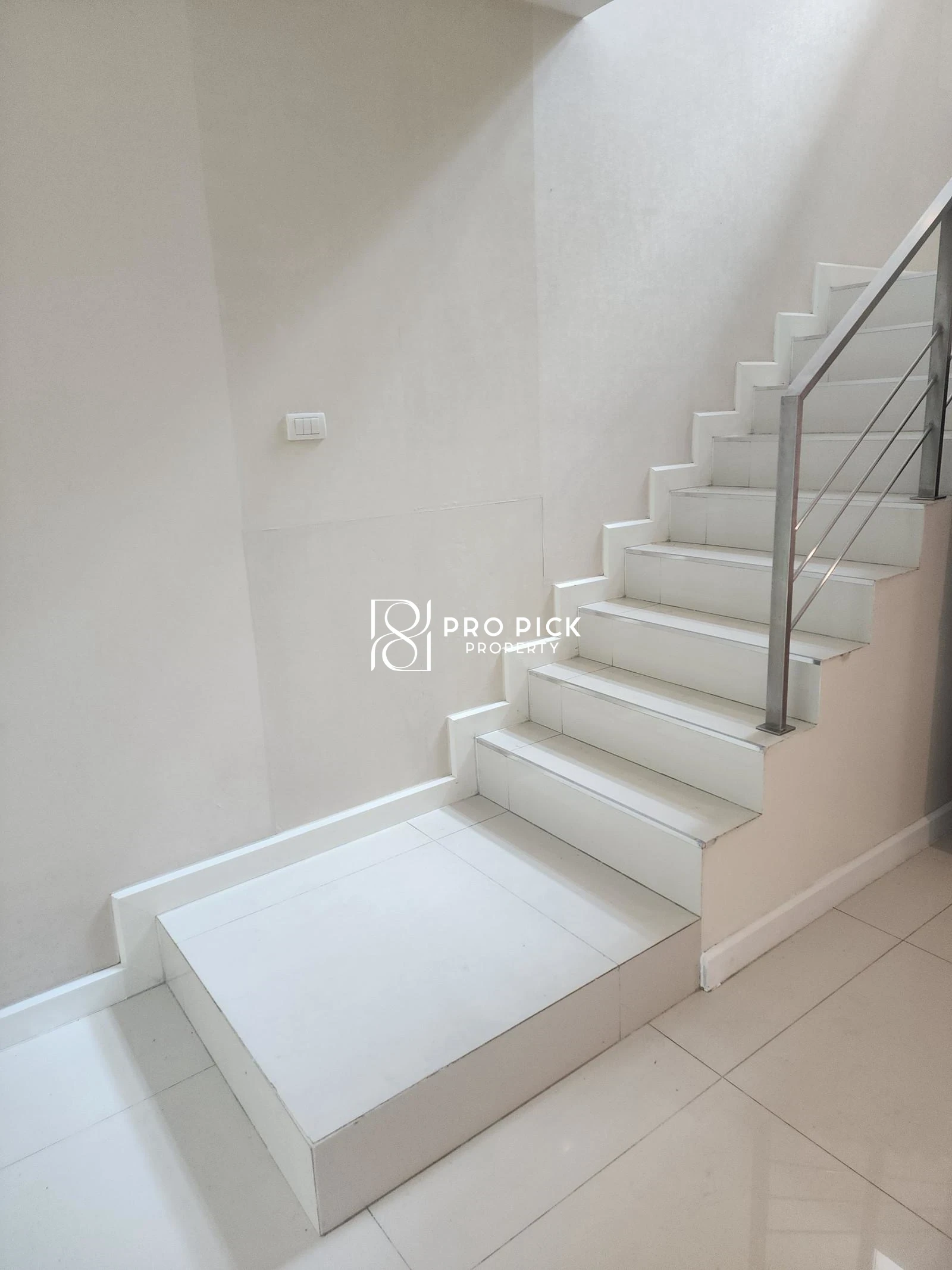 For Rent Townhouse BTS Ekkamai Sukhumvit Watthana Bangkok PP-00461 more photos