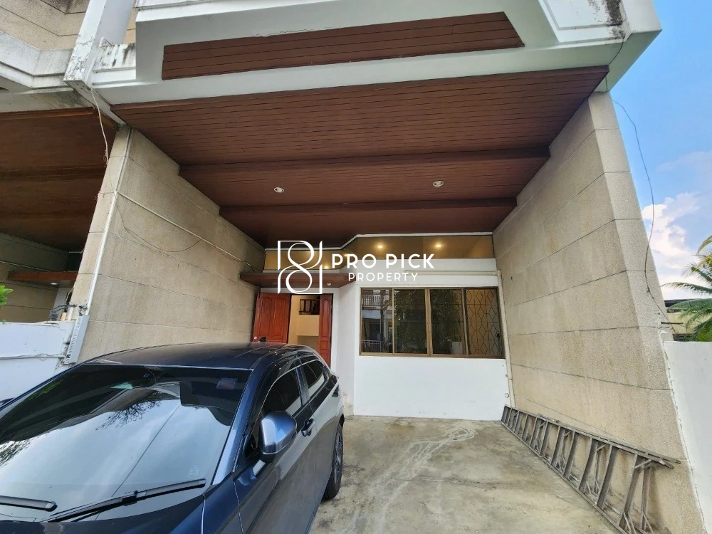 For Rent Townhouse BTS Bangchak Sukhumvit Phra Khanong Bangkok PP-00462 photo 1