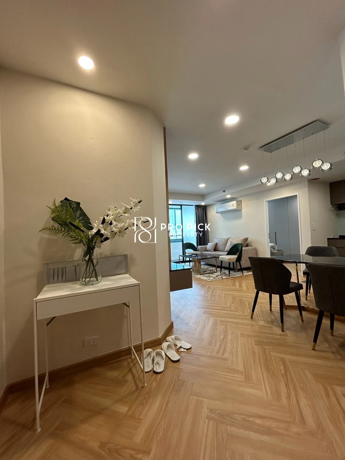 For Rent Condo Las Colinas 2 Beds 2 Baths BTS Asok Sukhumvit Watthana Bangkok PP-00465 - cover