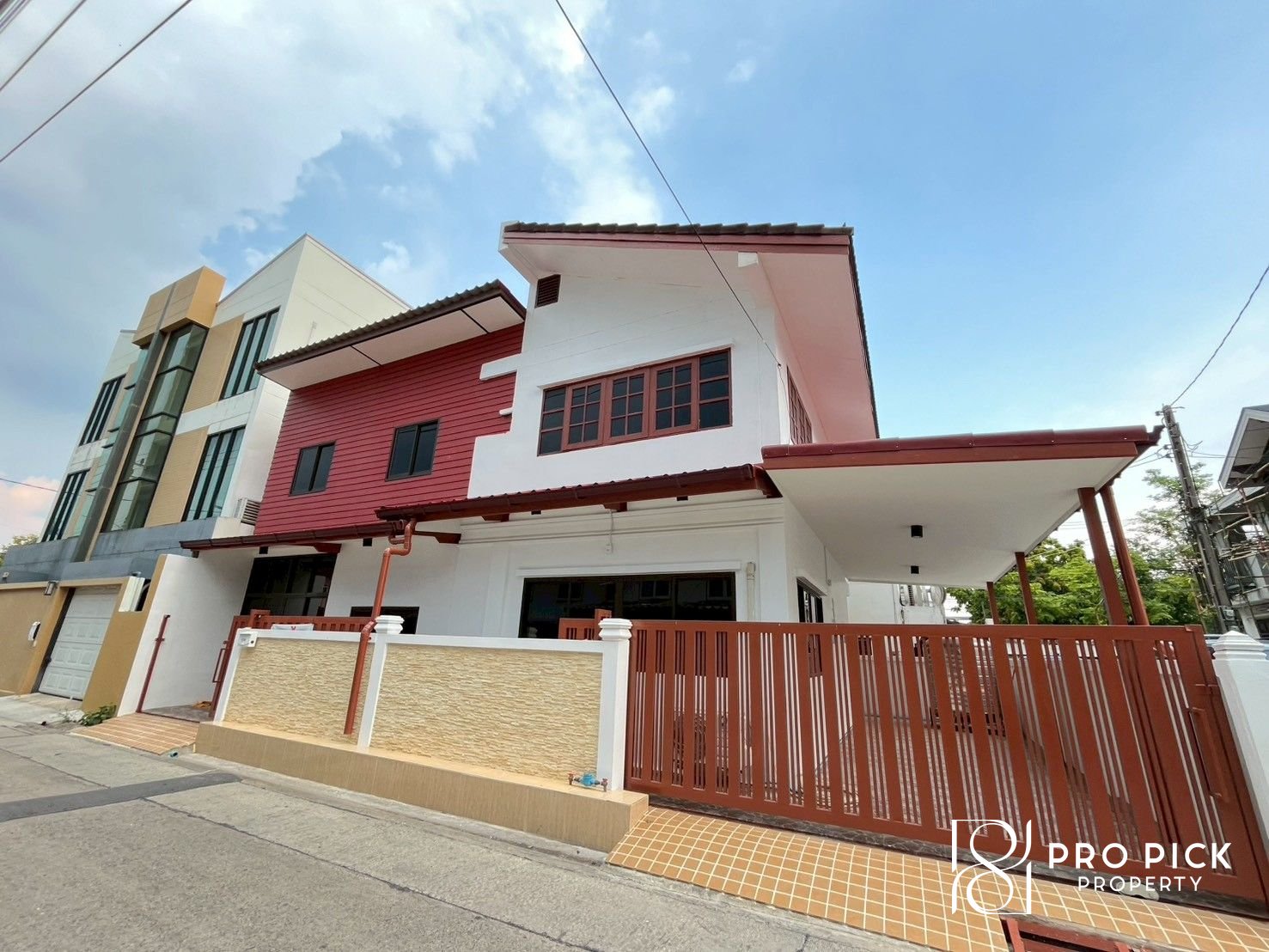 For Sale Detached house Sukhumvit 101/1 BTS Punnawithi Phra Khanong PP-00245