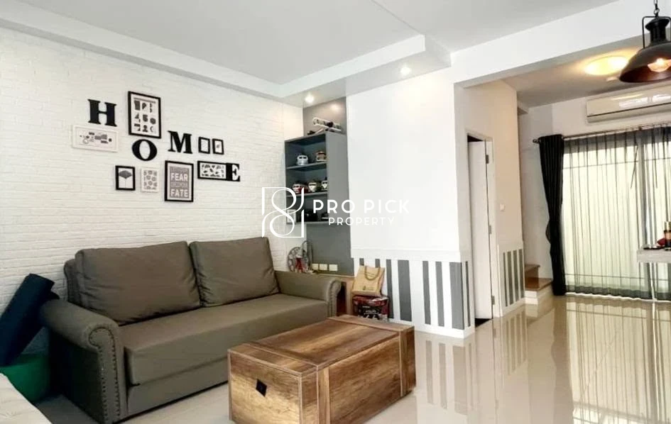 2 Bed Townhouse in Bang Na, 30,000 THB/mo photo 3
