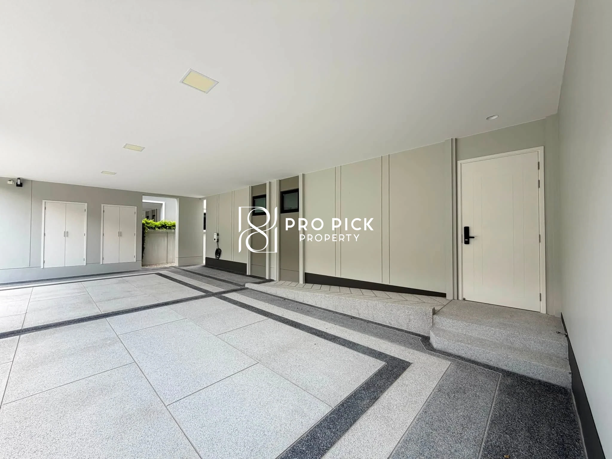 5 Bed Detached House in Saphan Sung, 300,000 THB/mo photo 4
