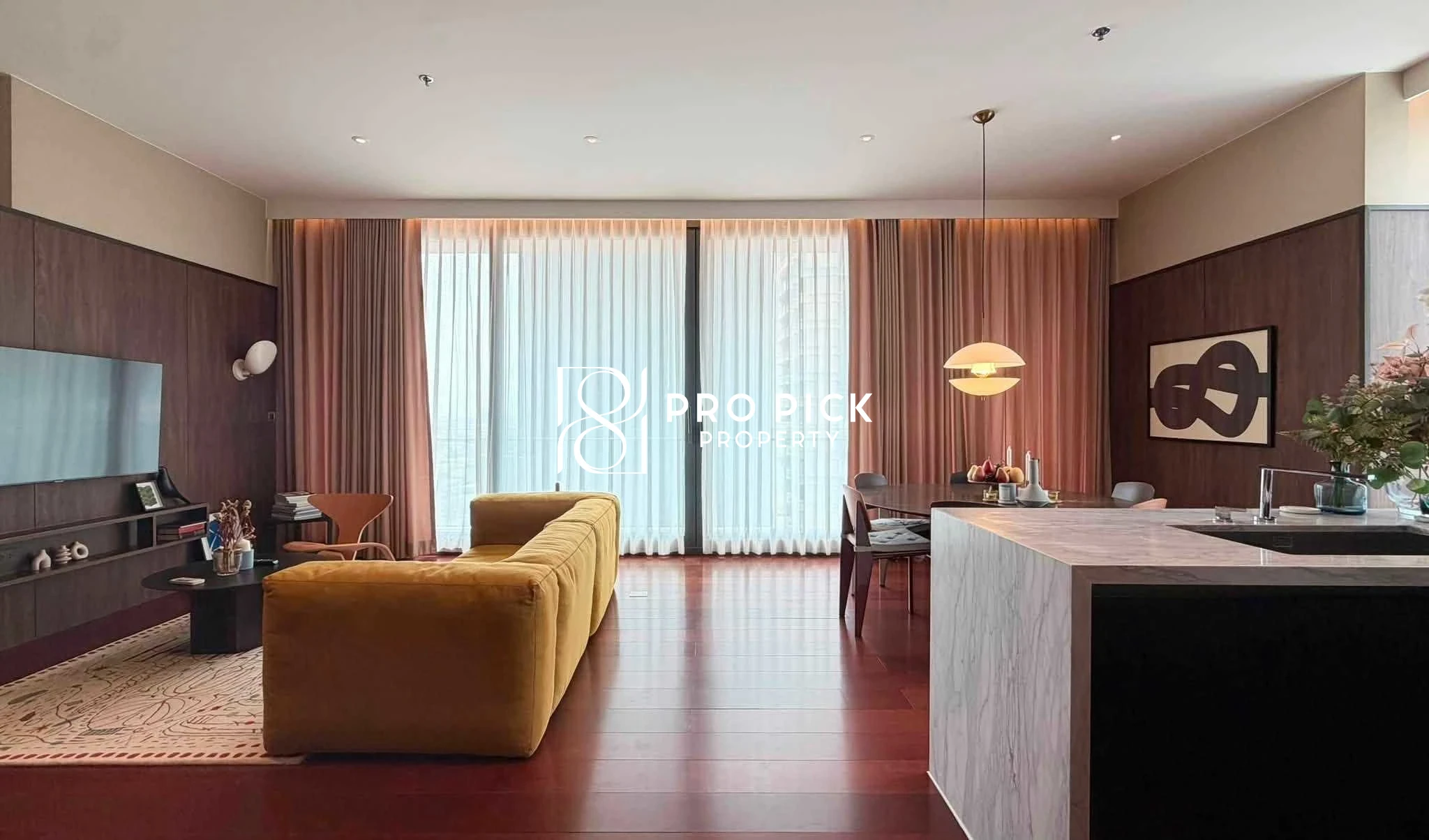 2 Bed Condominium in Watthana, 165,000 THB/mo photo 3