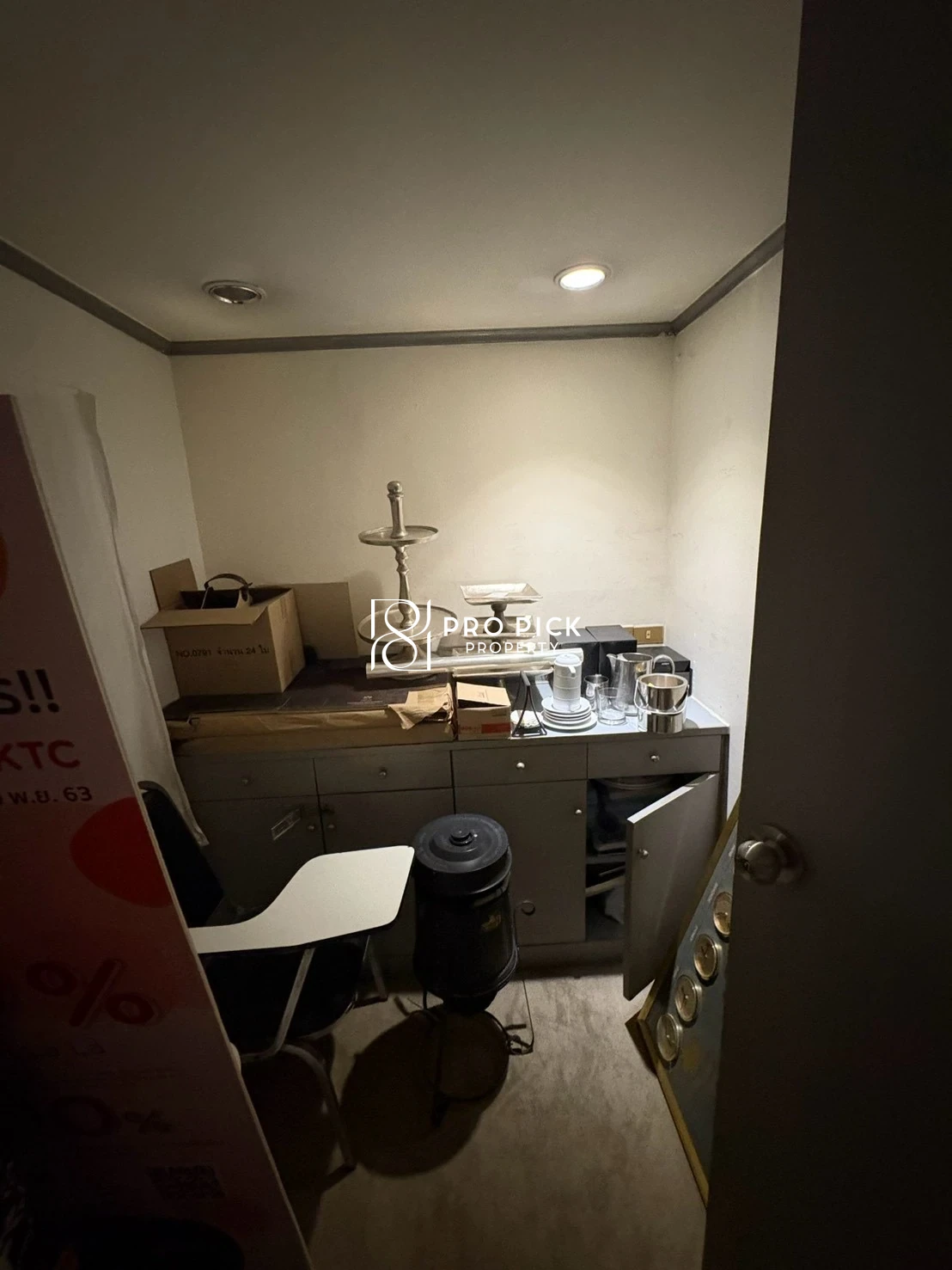 Retail in Watthana, 80,000 THB/mo photo 3