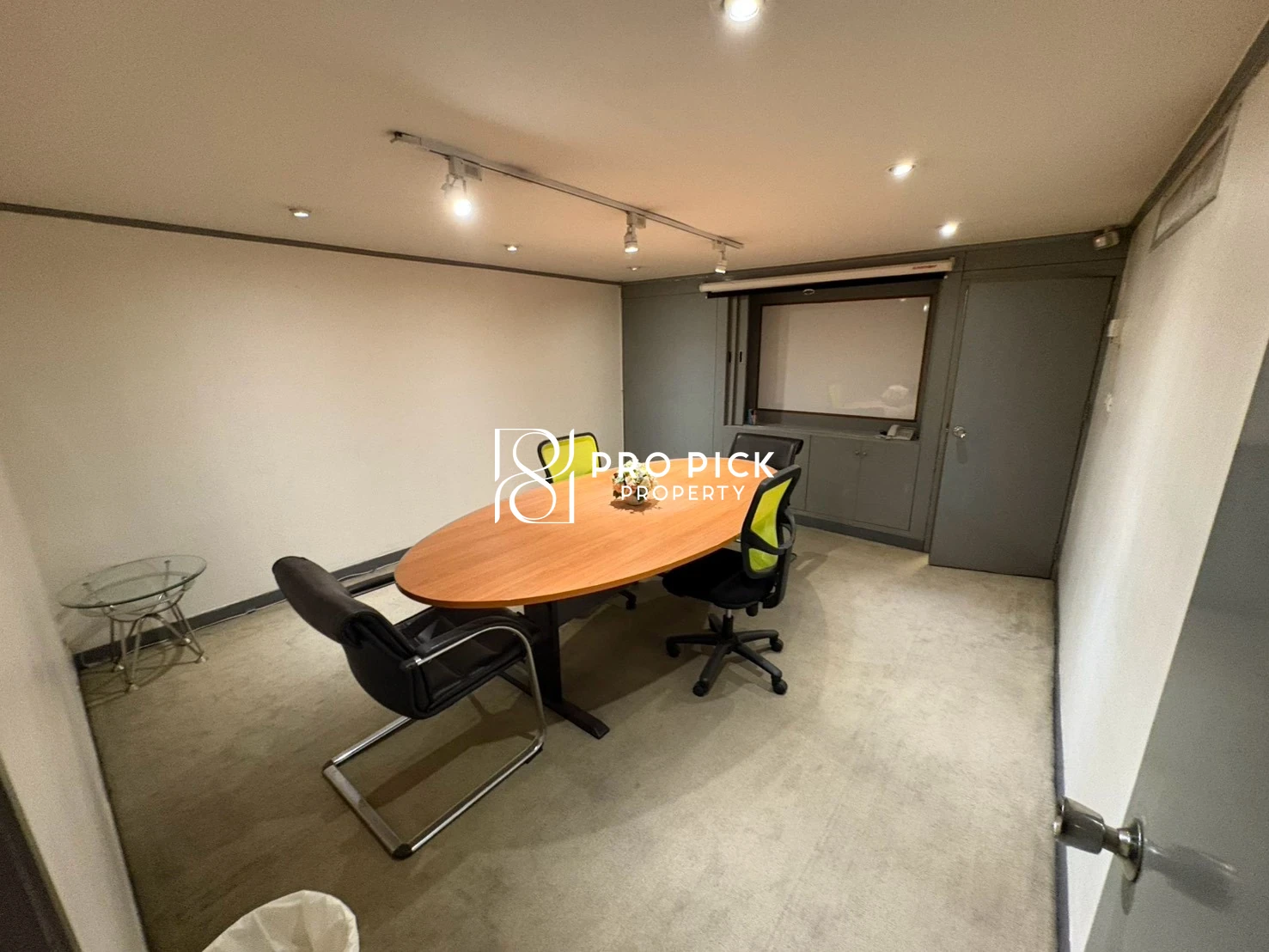 Retail in Watthana, 80,000 THB/mo photo 4