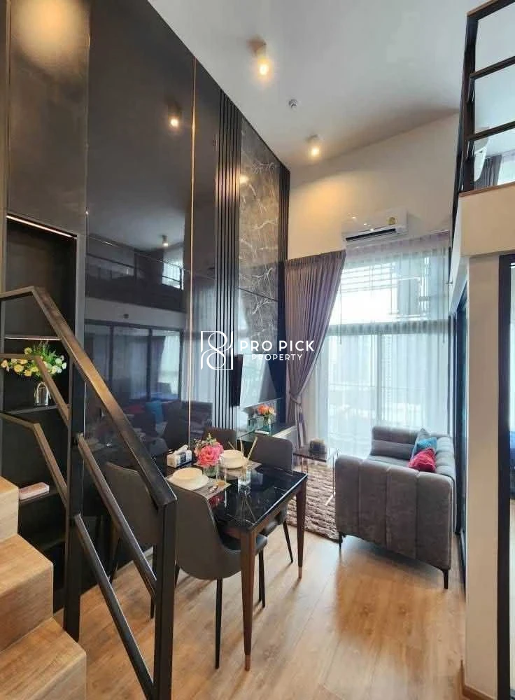 2 Bed Condominium in Huai Khwang, 40,000 THB/mo photo 1