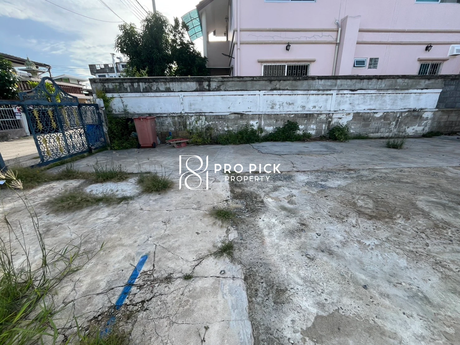 Standalone/Land in Phra Kanong, 4,120,000 THB more photos