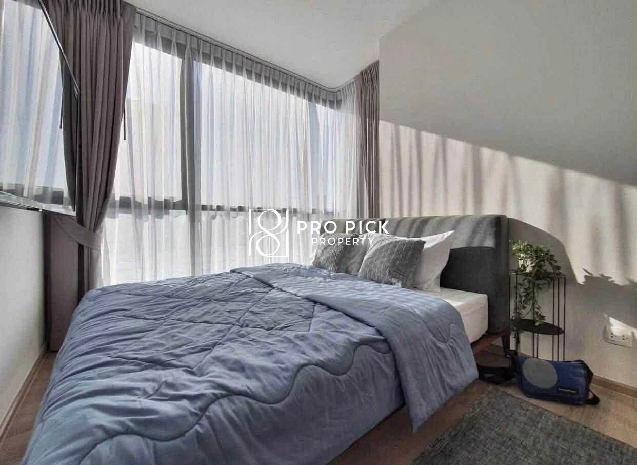 2 Bed Condominium in Khlong Toei, 34,000 THB/mo more photos