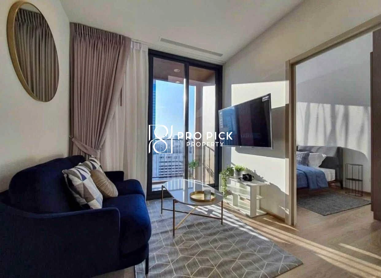 2 Bed Condominium in Khlong Toei, 34,000 THB/mo