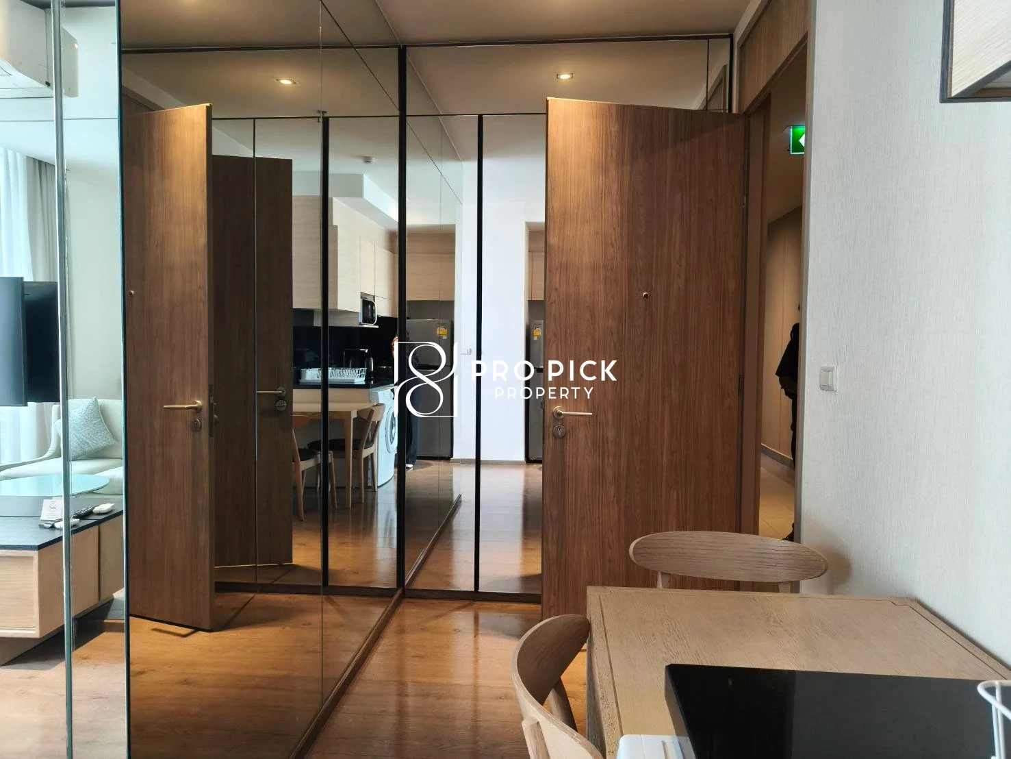 1 Bed Condominium in Khlong Toei, 24,000 THB/mo