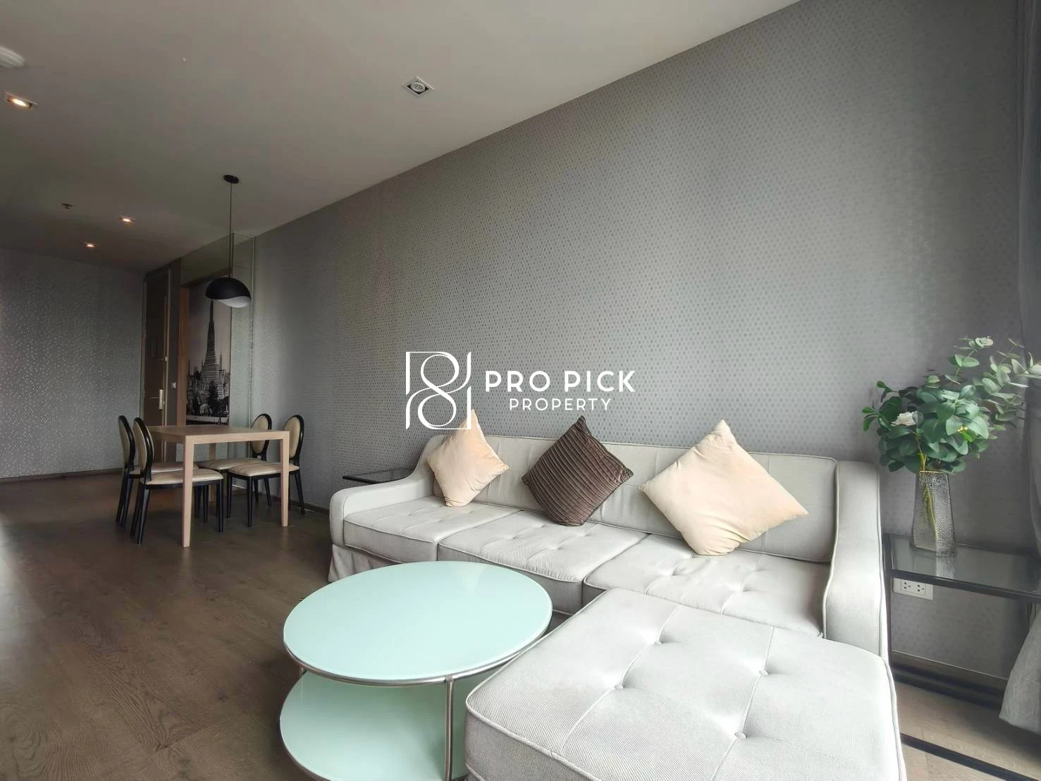 2 Bed Condominium in Khlong Toei, 48,000 THB/mo photo 4
