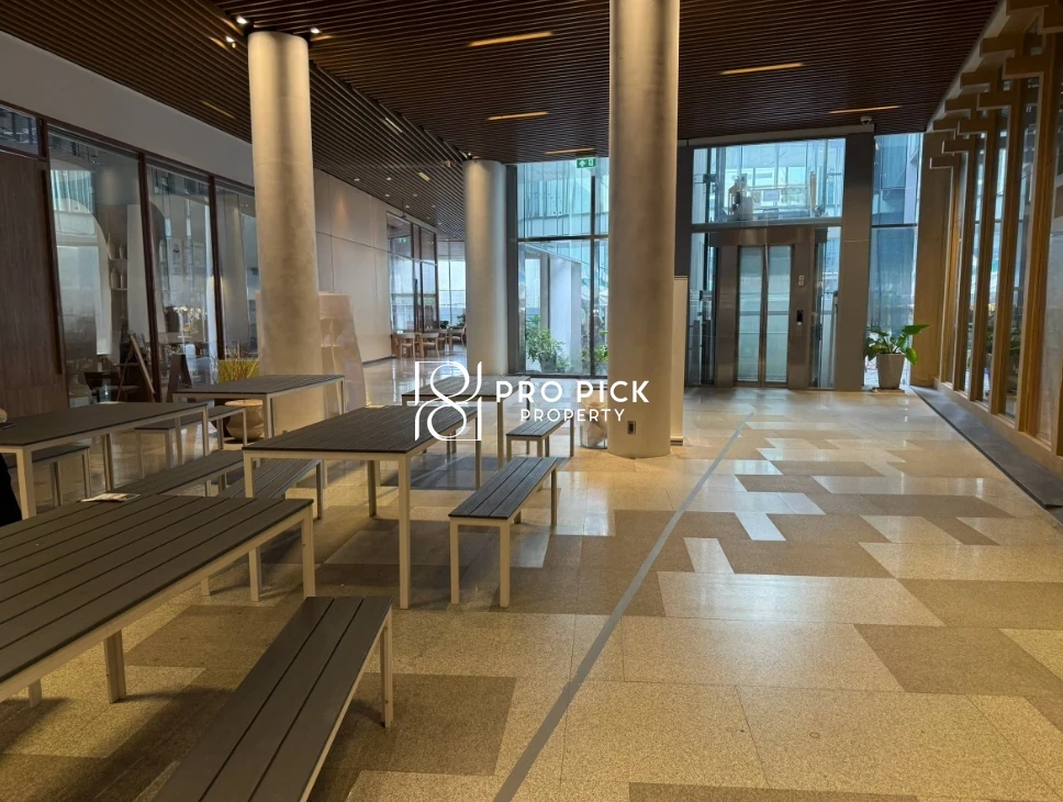 For Rent Retail Space 22 Sqm. BTS Aree Phrayathai Bangkok