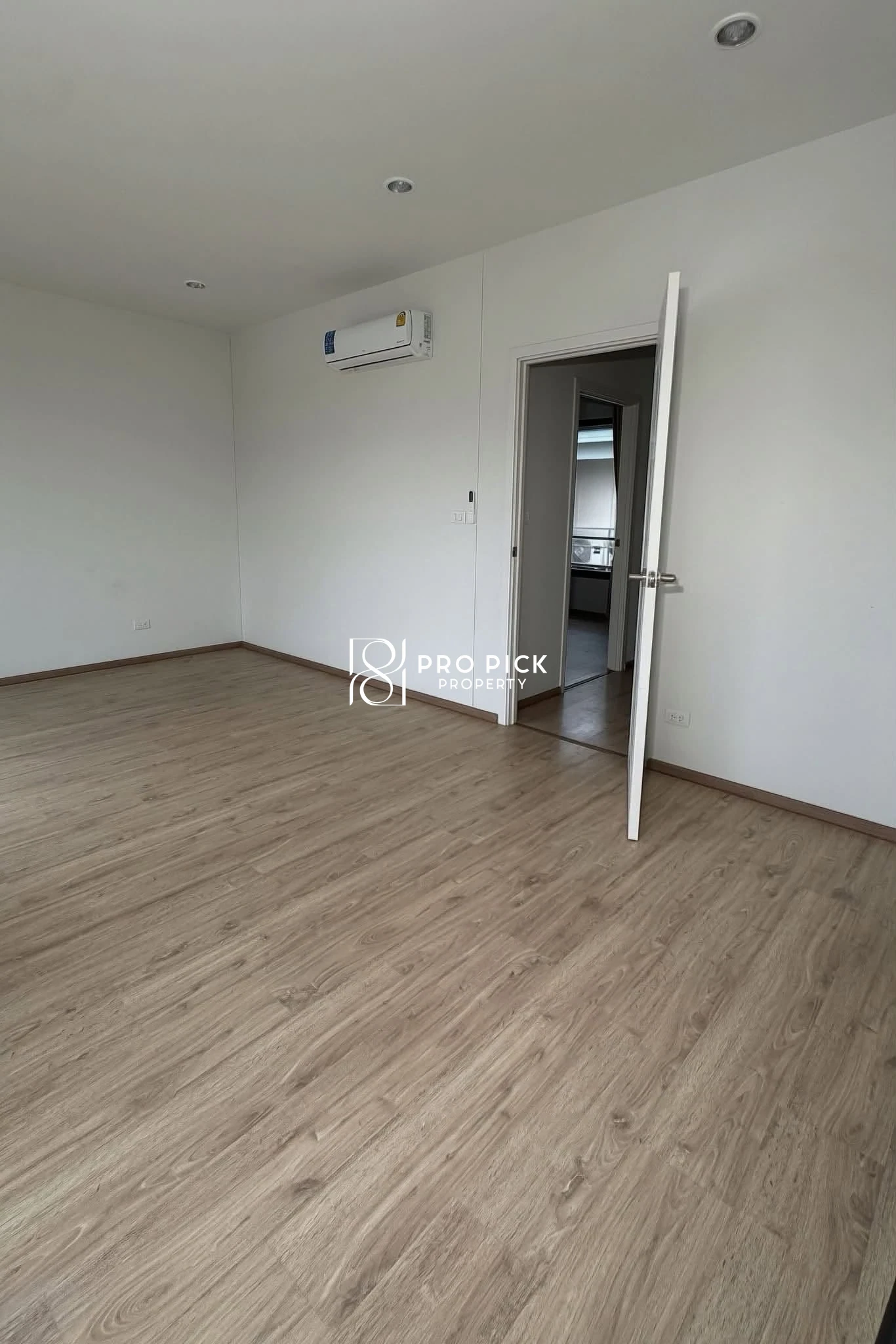 For Rent Townhome 3 Beds 3 Baths Sukhumvit 77 BTS Onnut Sukhumvit Bangkok PP-00544 photo 4