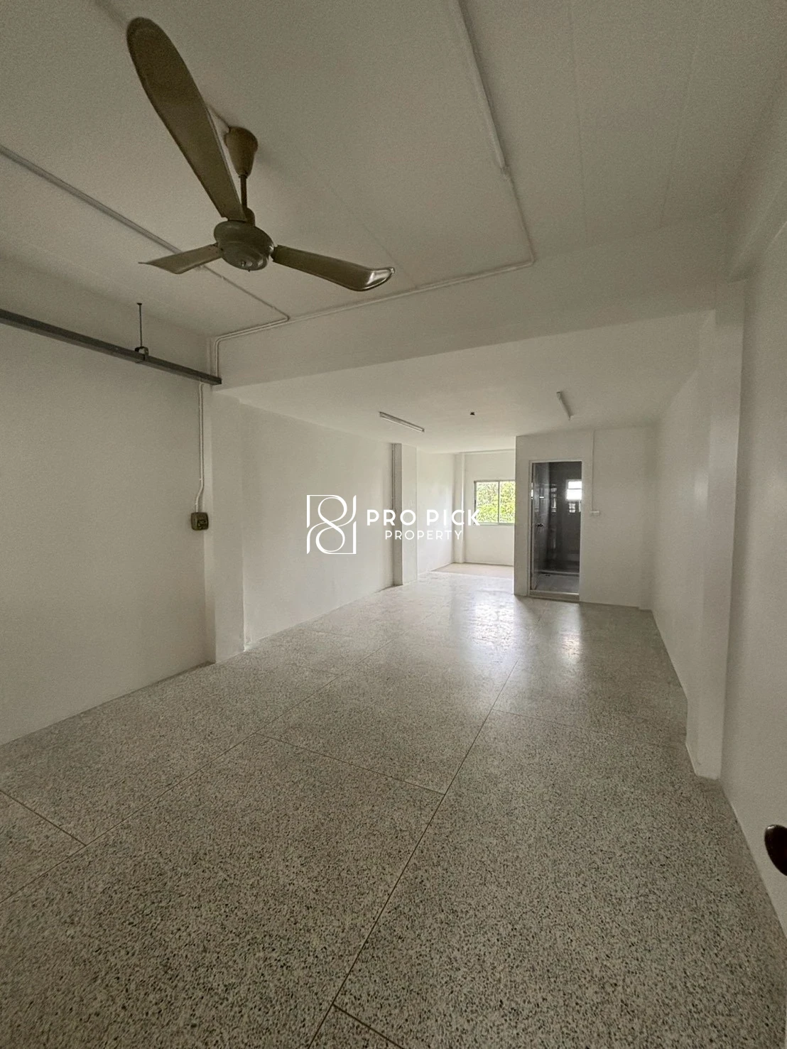 For Rent Shophouse 360 Sq.m BTS Phra Khanong Sukhumvit Khlong Toei Bangkok PP-00546 photo 3