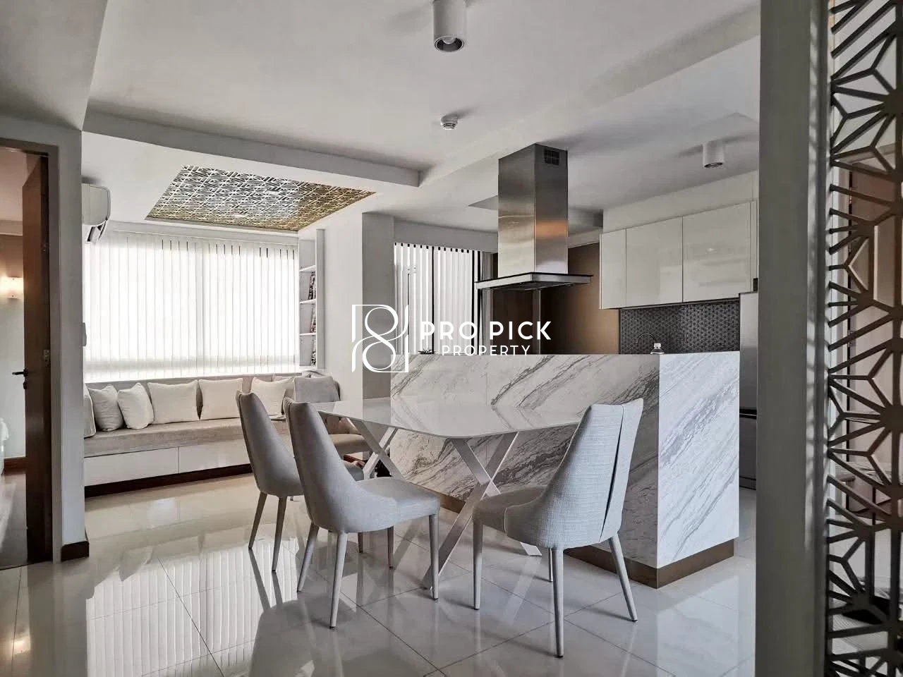 For Sale Le Cote Condo Thonglor 8 2 Bed 2 Bath BTS Thong Lo Sukhumvit Watthana Bangkok PP-00553 more photos
