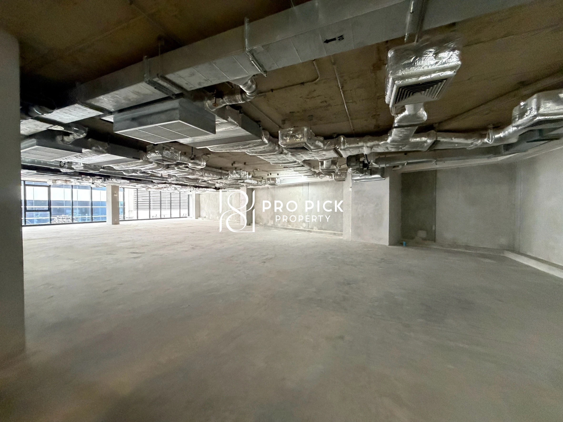 For Rent Office BTS Asok Sukhumvit Watthana Bangkok PP-00556