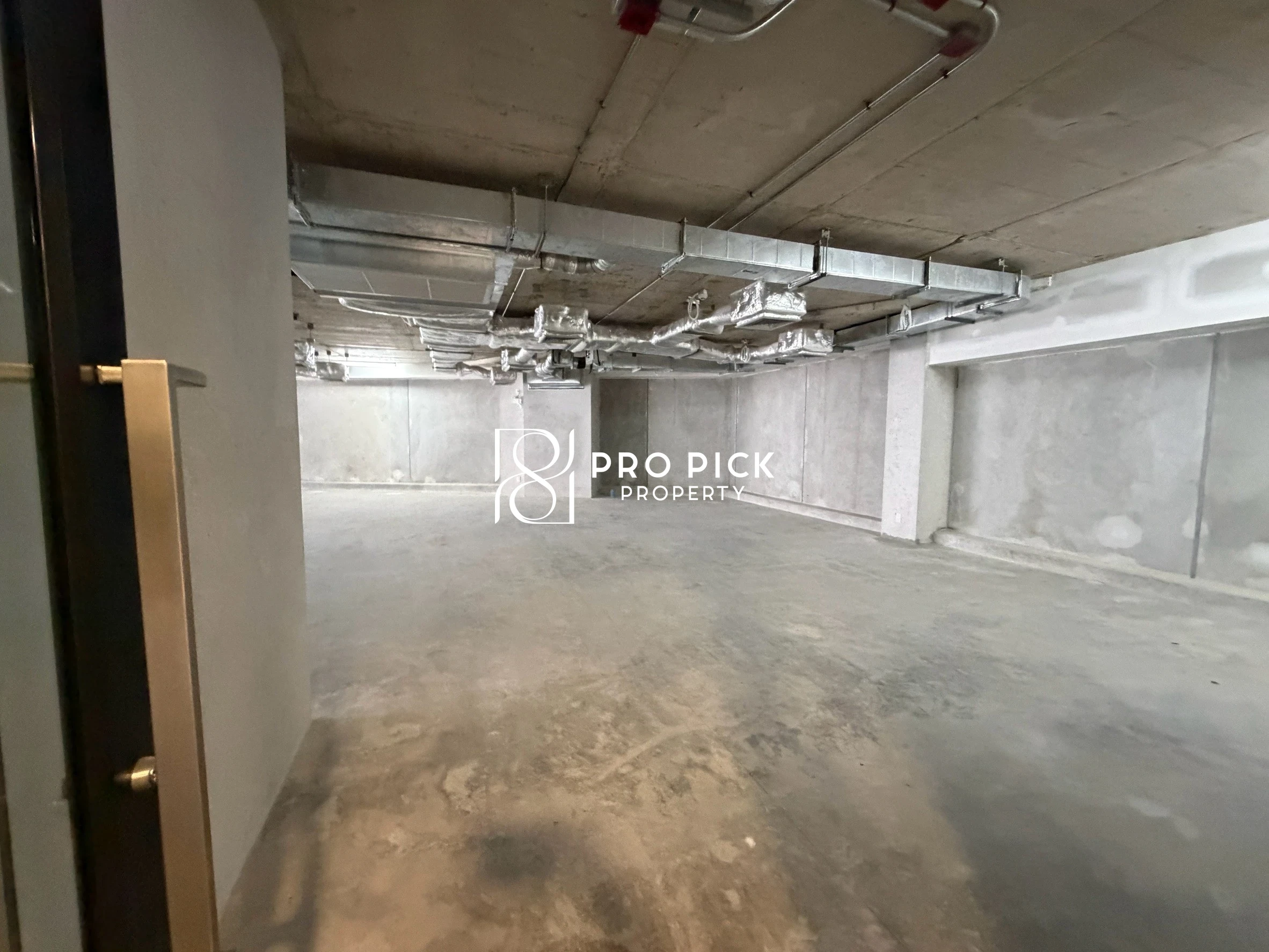 For Rent Office BTS Asok Sukhumvit Watthana Bangkok PP-00556 photo 2