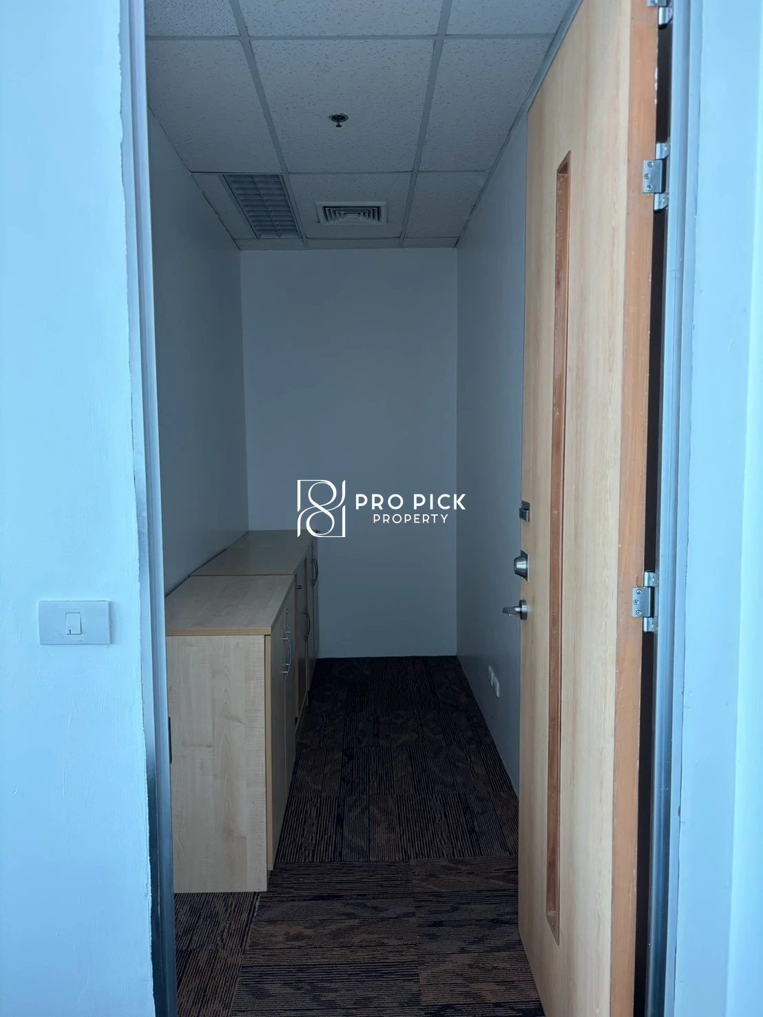 For Rent Office 64 sq.m. BTS Asok Sukhumvit Watthana Bangkok PP-00572 more photos