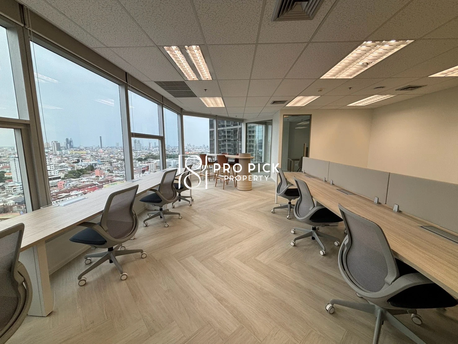 For Rent Office Space 72.48 Sqm. BTS Chong Nonsi Yan Nawa Sathon Bangkok PP-00573 more photos