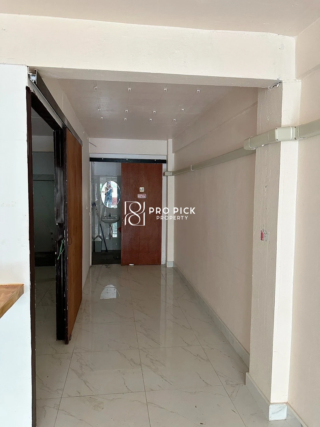 For Rent Retail Space 56 sq.m. MRT Phawana Ladprao Samsen Nok Huai Kwang Bangkok PP-00577 photo 2