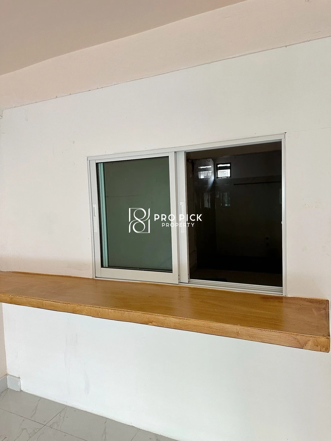 For Rent Retail Space 56 sq.m. MRT Phawana Ladprao Samsen Nok Huai Kwang Bangkok PP-00577 photo 3