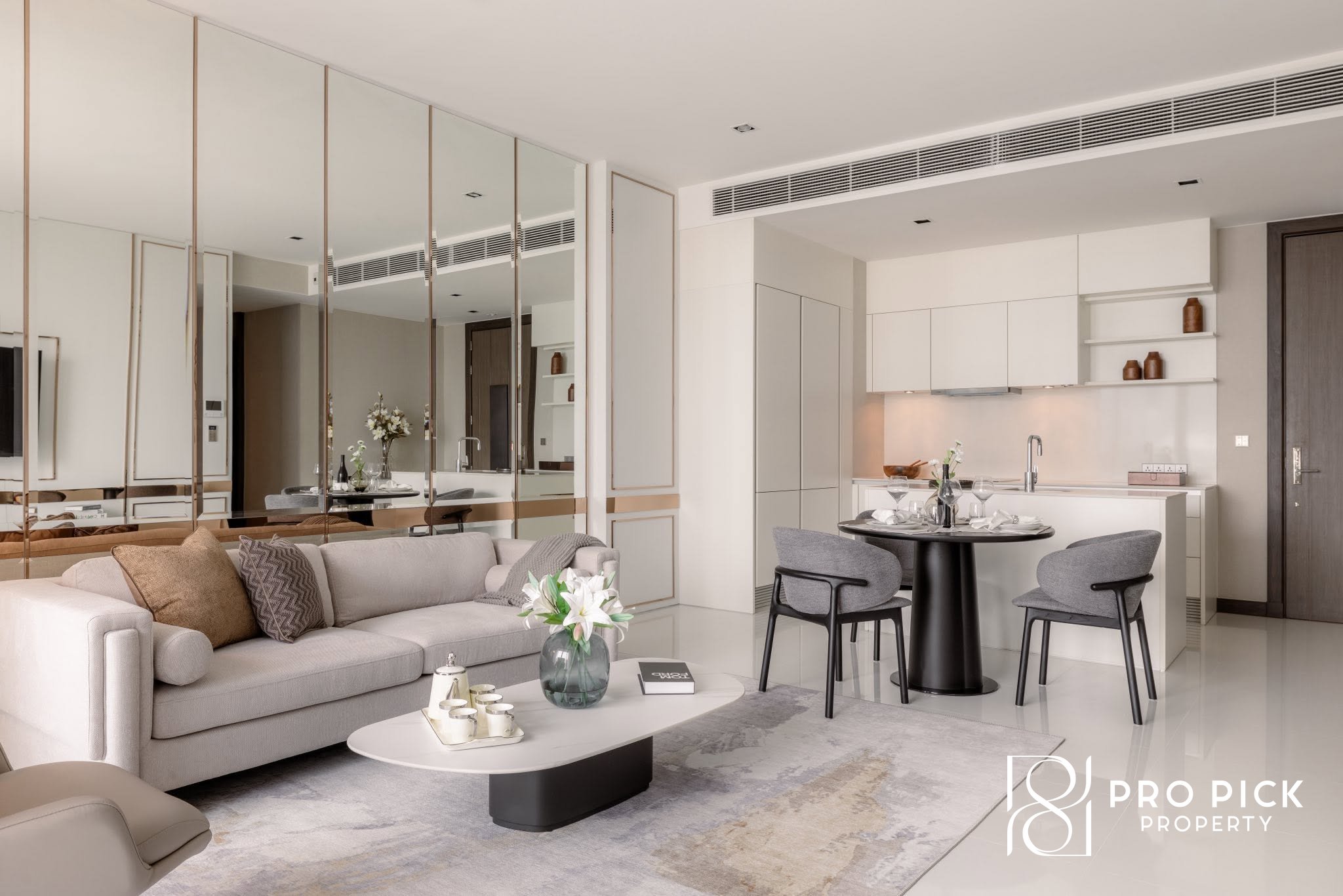 For Rent Condo Q1 Sukumvit 2 Bed 2 Bath BTS Nana Khlong Toei PP-00256 more photos