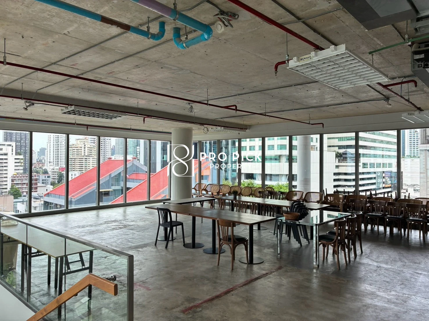 For Rent Retail Space 183 Sqm. BTS Asok Sukhumvit Watthana Bangkok PP-00588 photo 4