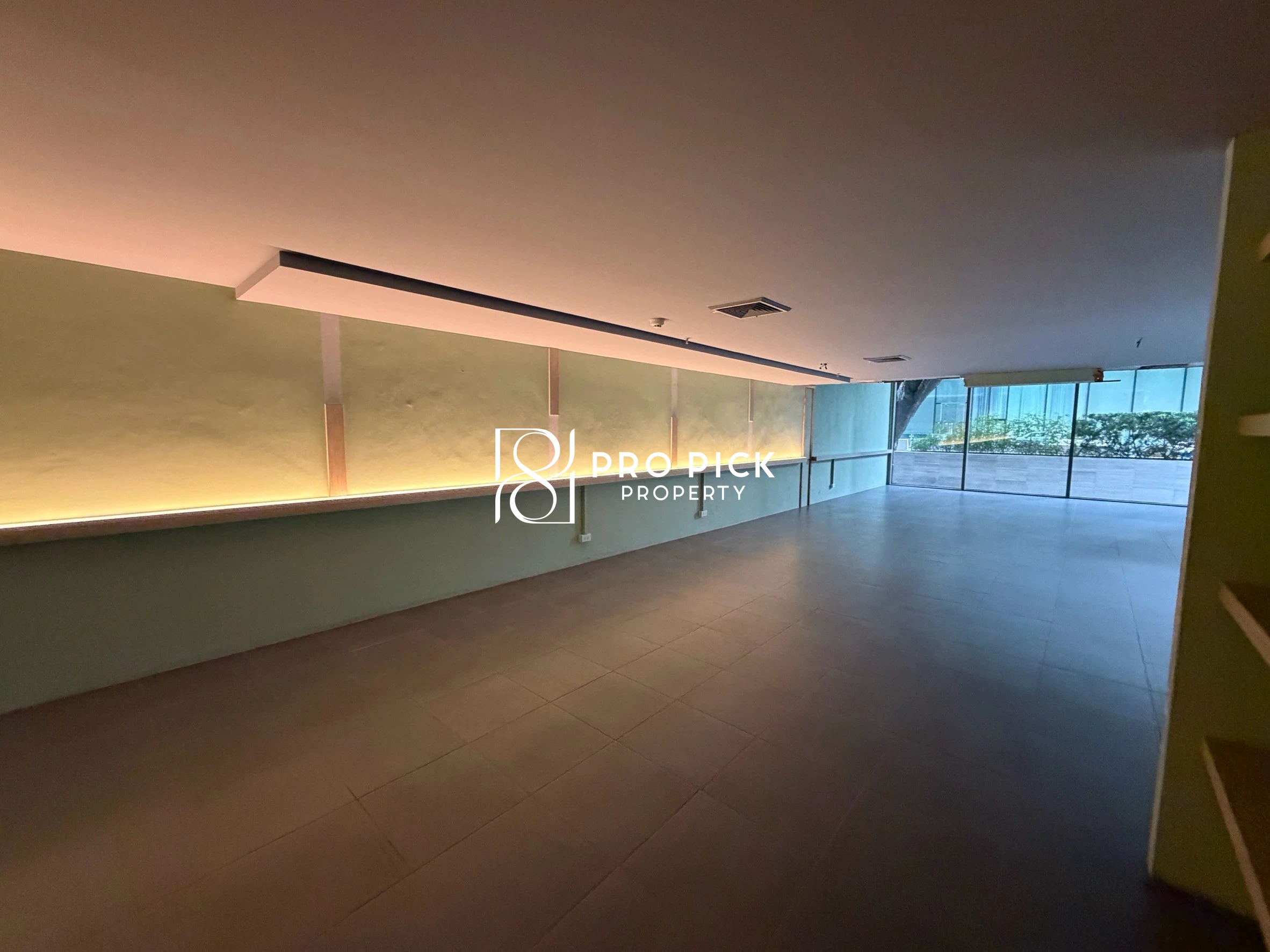 For Rent Retail Space 207 Sq.m. BTS Phrom Phong Sukhumvit Watthana Bangkok PP-00590 photo 4