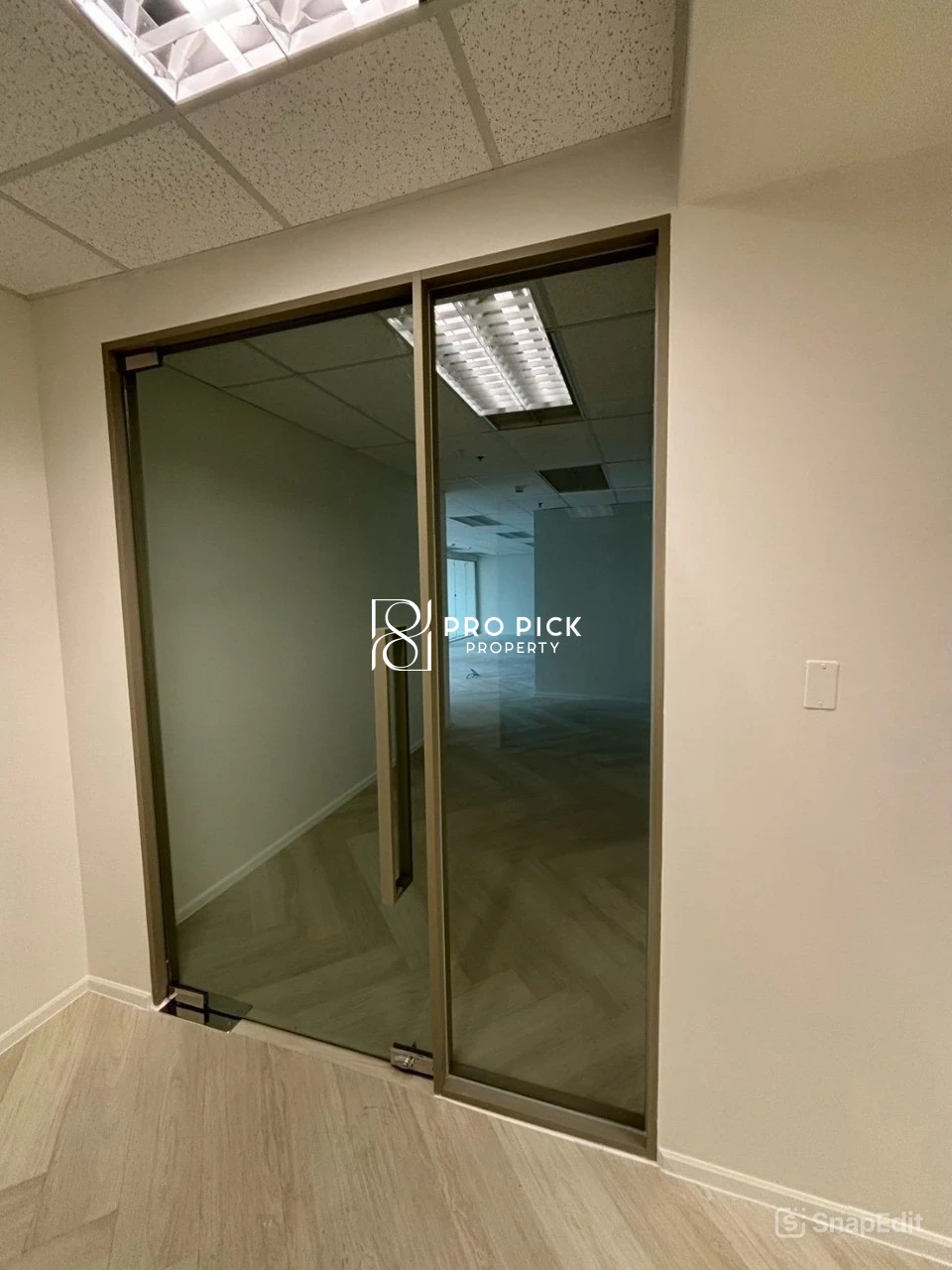 For Rent Office Space 119.61 Sq.m. BTS Chong Nonsi Yan Nawa Sathon Bangkok PP-00597 more photos
