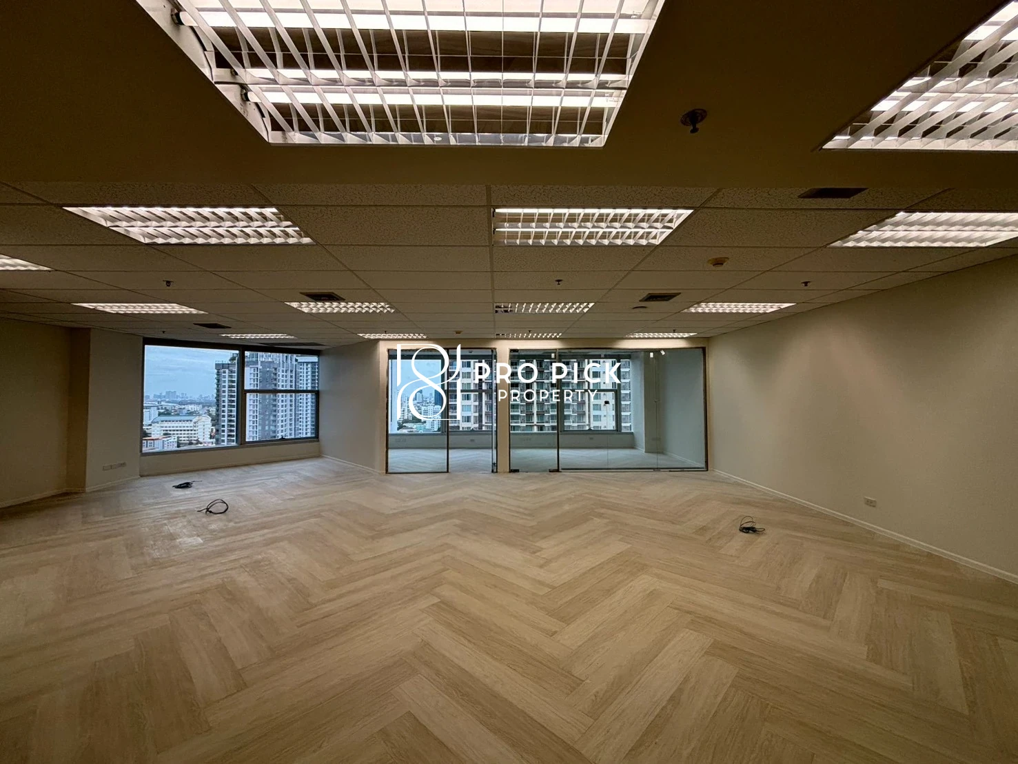 For Rent Office Space 119.61 Sq.m. BTS Chong Nonsi Yan Nawa
