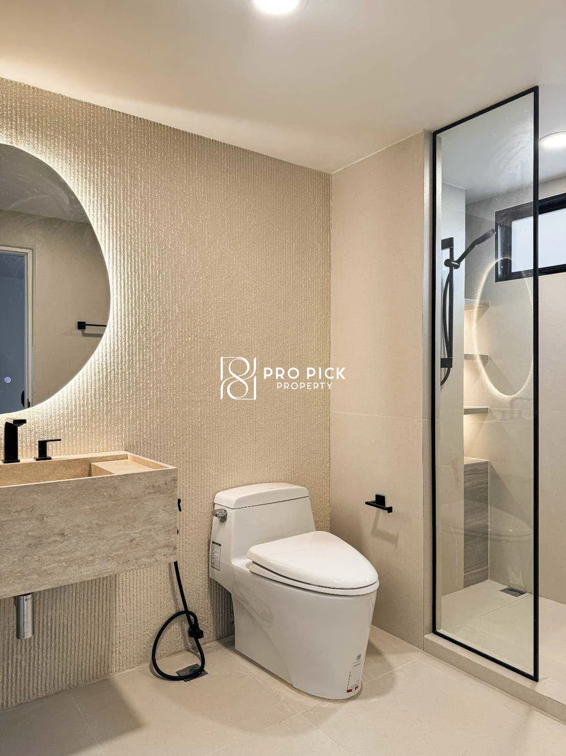 For Sale Shophouse 24 sq.wah. BTS Phra Khanong Sukhumvit Watthana Bangkok PP-00600 more photos