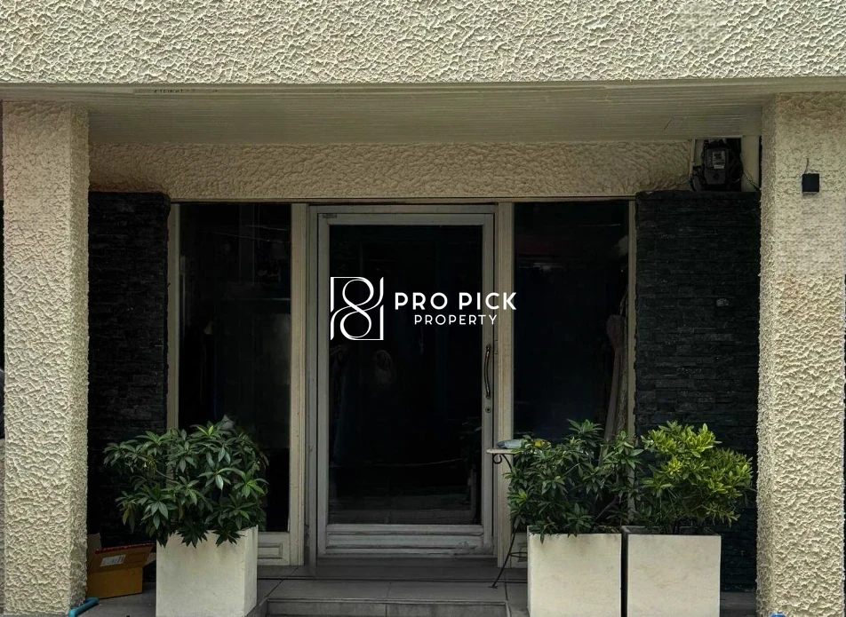 For Sale Shophouse 24 sq.wah. BTS Phra Khanong Sukhumvit