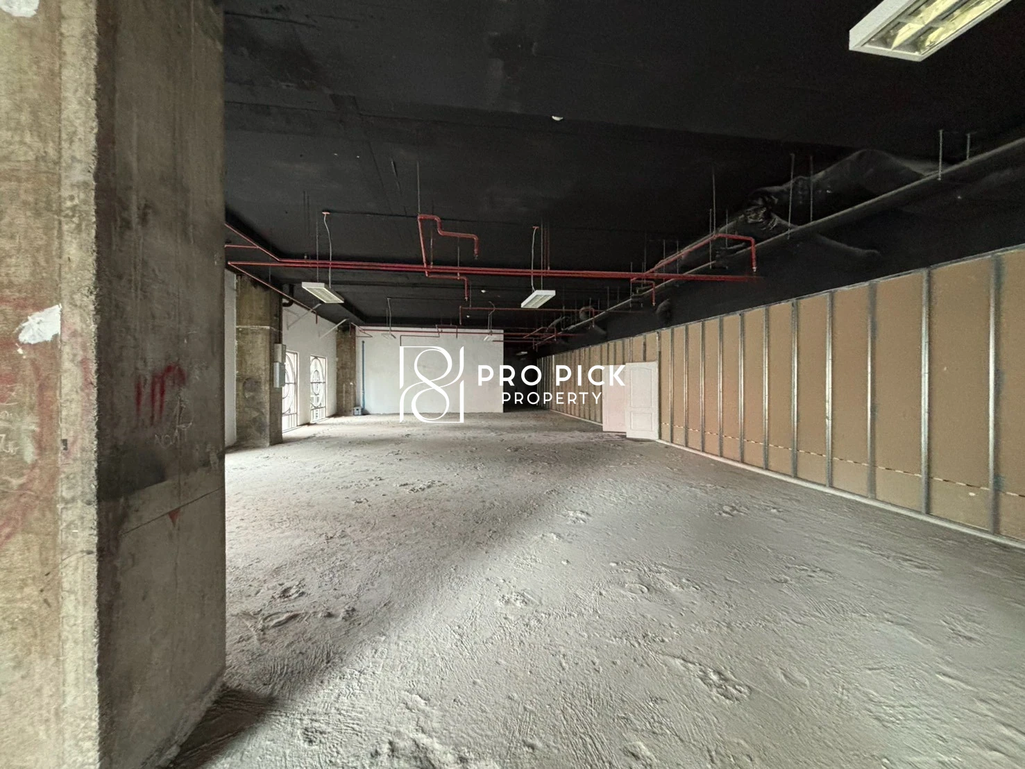 For Rent Retail Space BTS Asok Sukhumvit Khlong Toei Bangkok PP-00612 photo 3