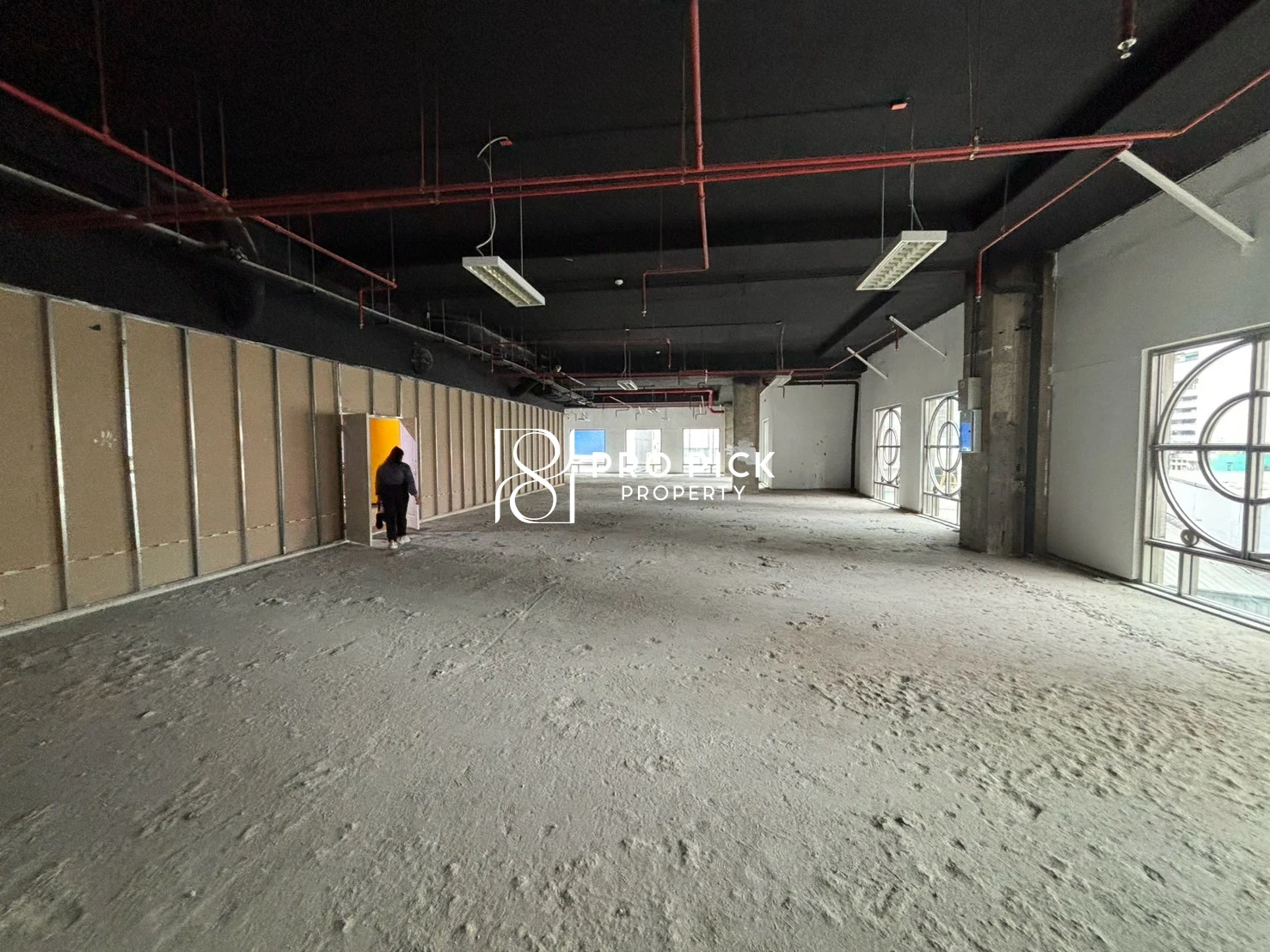 For Rent Retail Space BTS Asok Sukhumvit Khlong Toei Bangkok PP-00612 photo 5