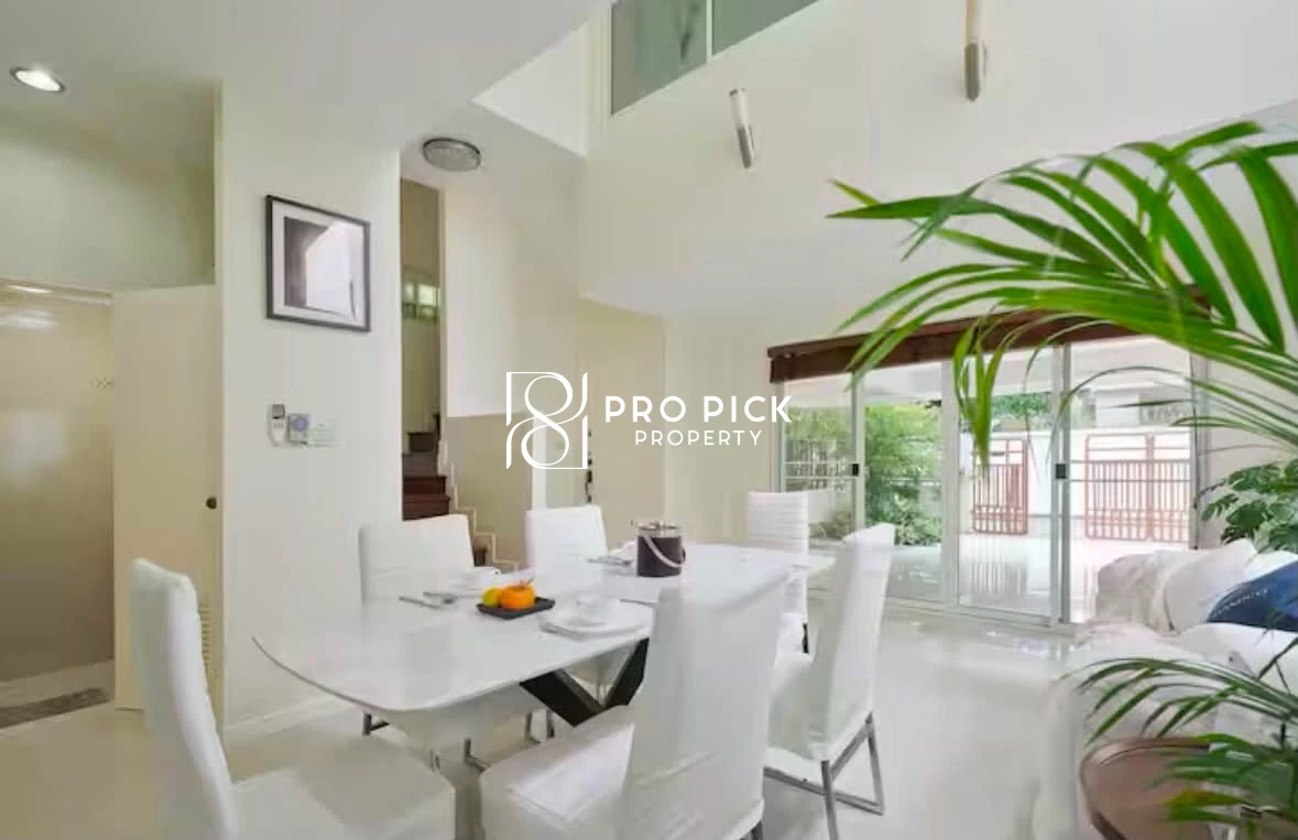 For Rent Townhouse 40 Sqw. BTS Phrom Phong Sukhumvit Watthana Bangkok PP-00616 more photos