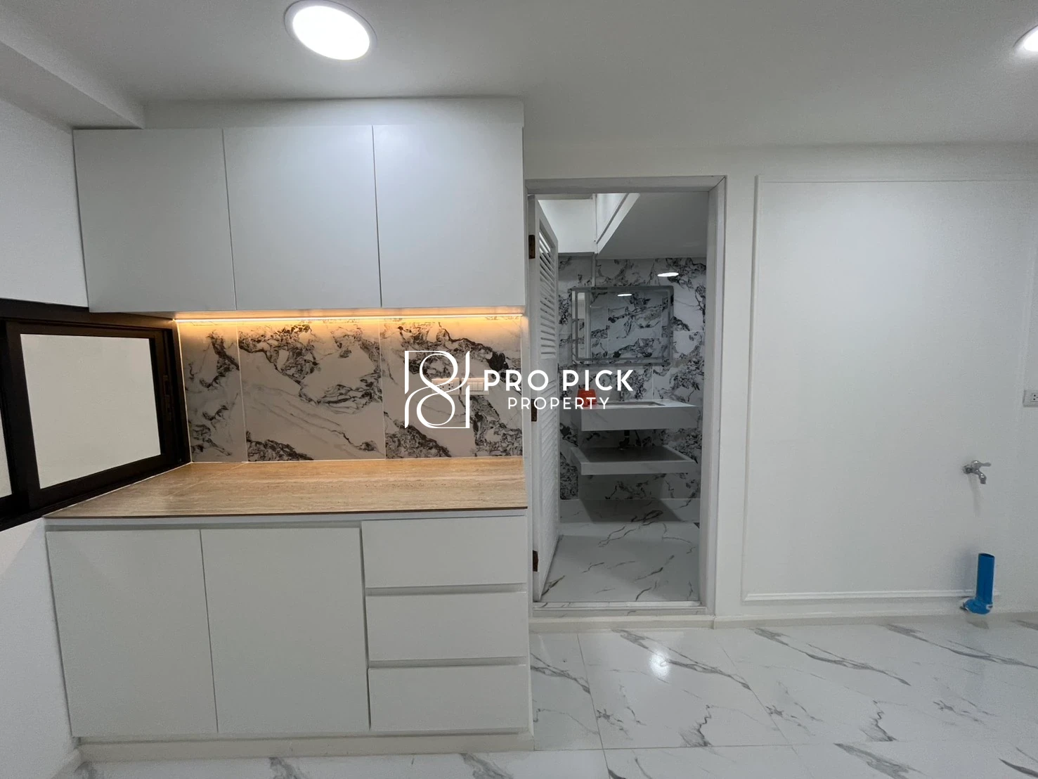 For Sale Townhouse Sukhumvit BTS Bang Chak Sukhumvit Phra Khanong Bangkok PP-00617 photo 3