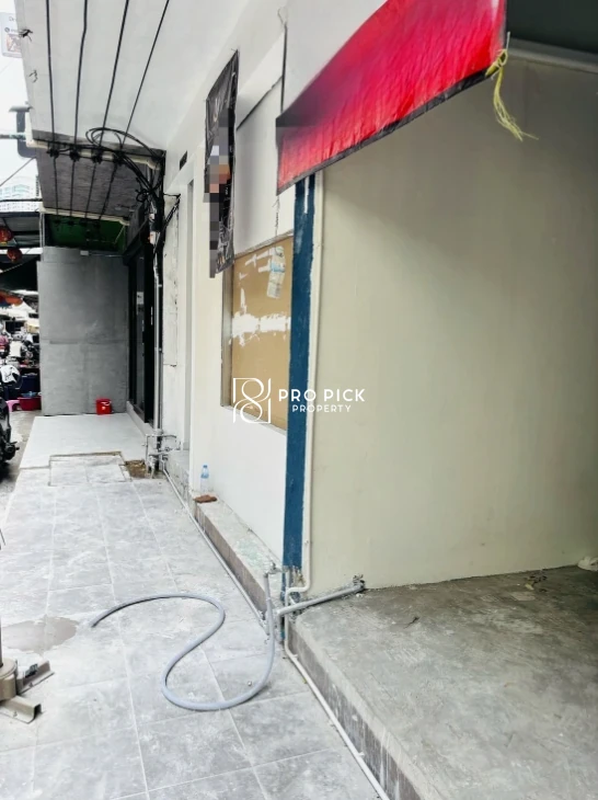 For Rent Retail Space 16 sq.m. BTS Phra Khanong Ekkamai