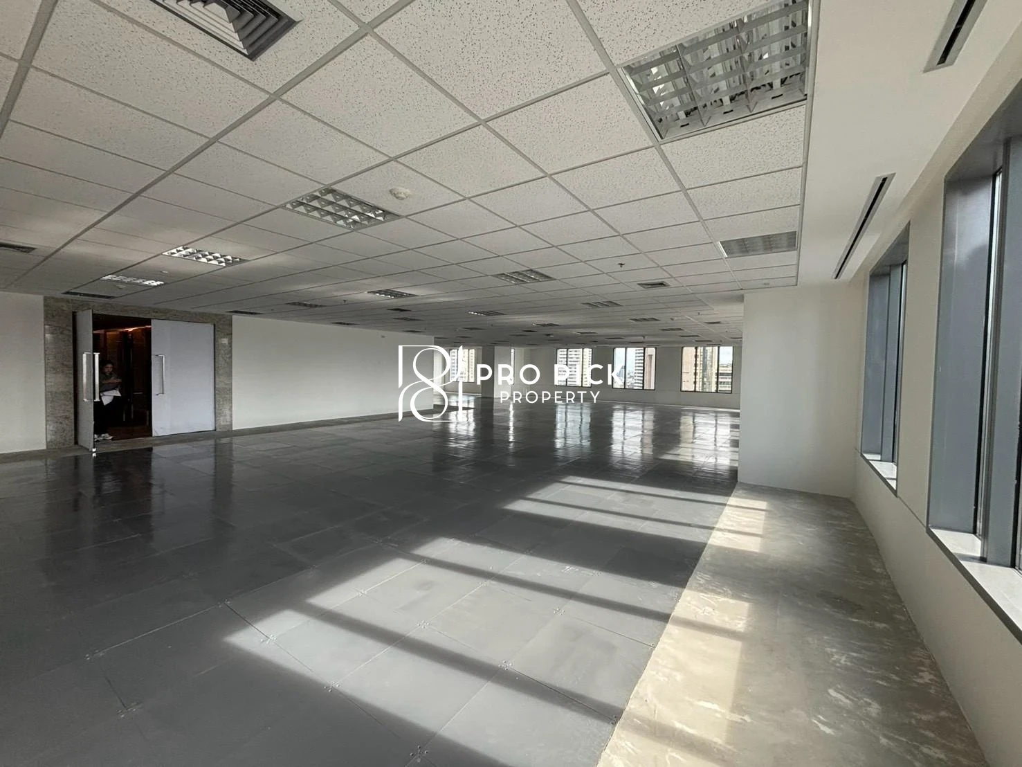 For Rent Office 317.65 Sq.m BTS Asok Sukhumvit Khlong Toei Bangkok PP-00623 photo 3